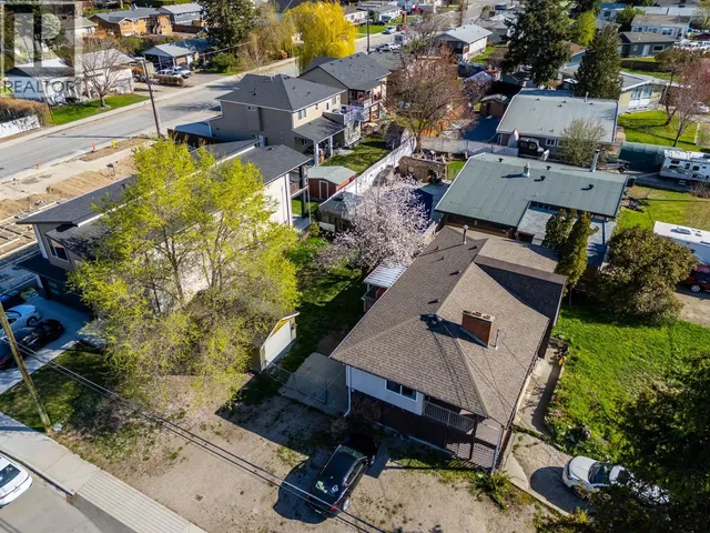 355 MARA ROAD, Kelowna 3