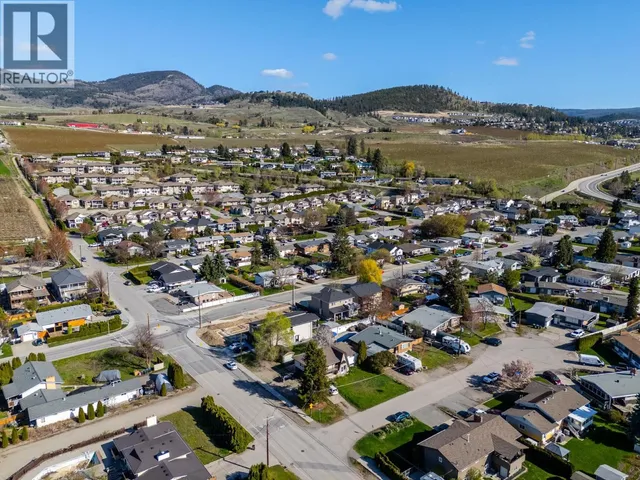 355 MARA ROAD, Kelowna 5