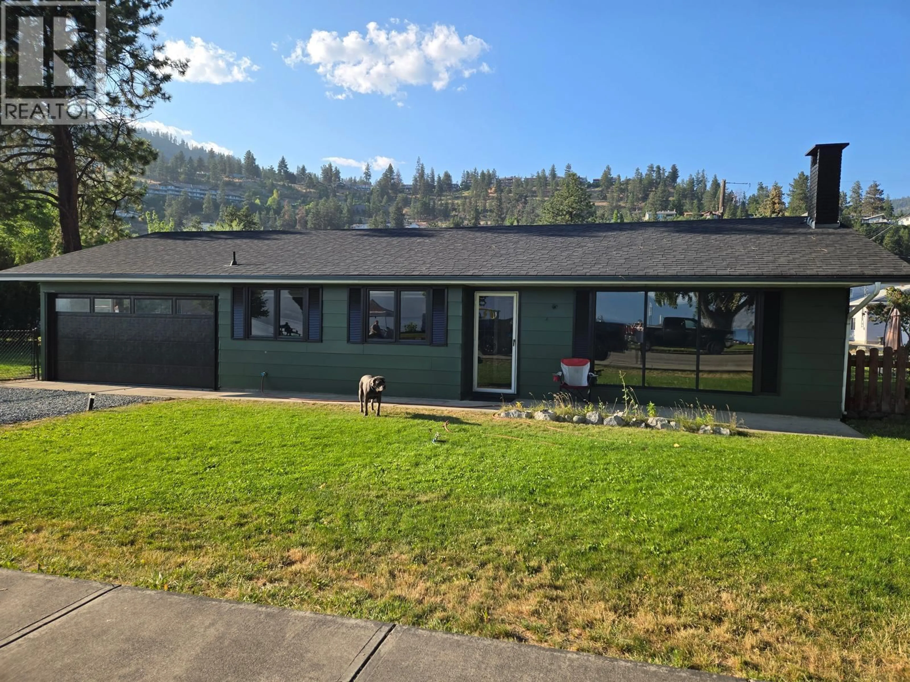 A pic from outside/outdoor area/front of a property/back of a property/a pic from drone, mountain view for 4194 BEACH AVENUE, Peachland British Columbia V0H1X6