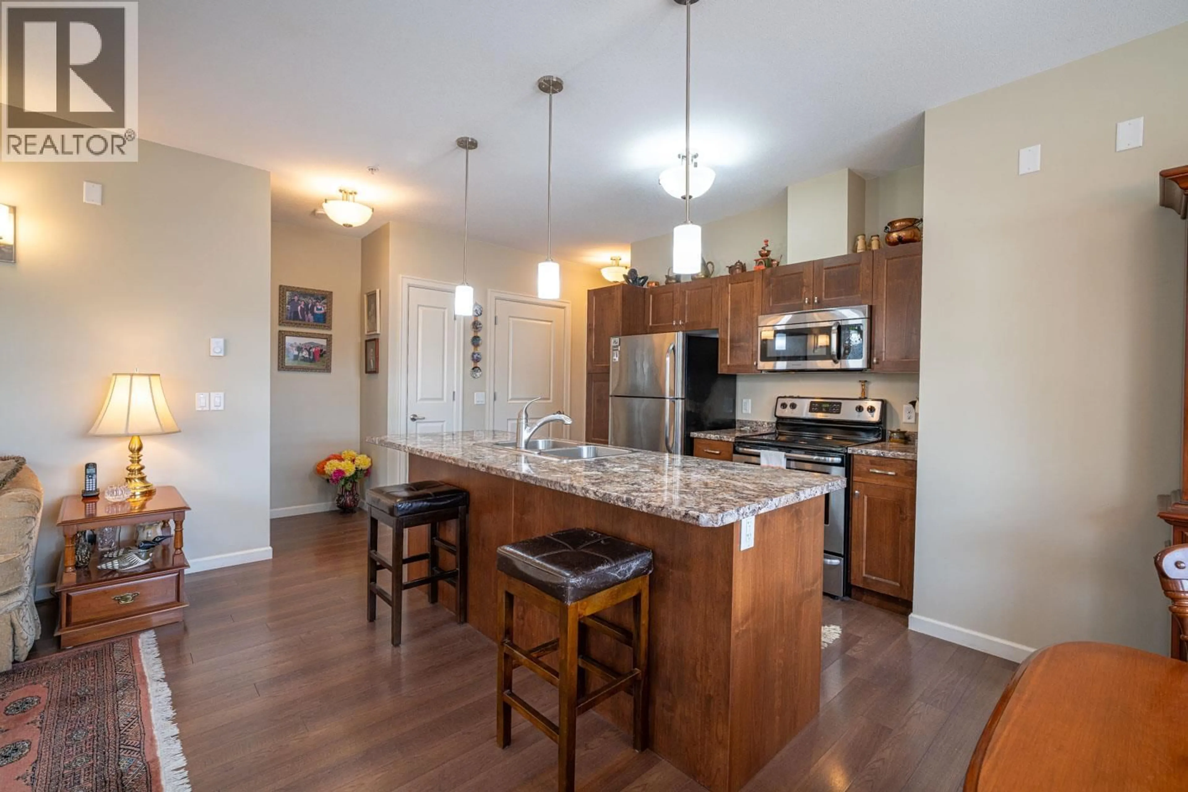 Open concept kitchen, unknown for 103 - 3010 35TH STREET, Vernon British Columbia V1T0A7