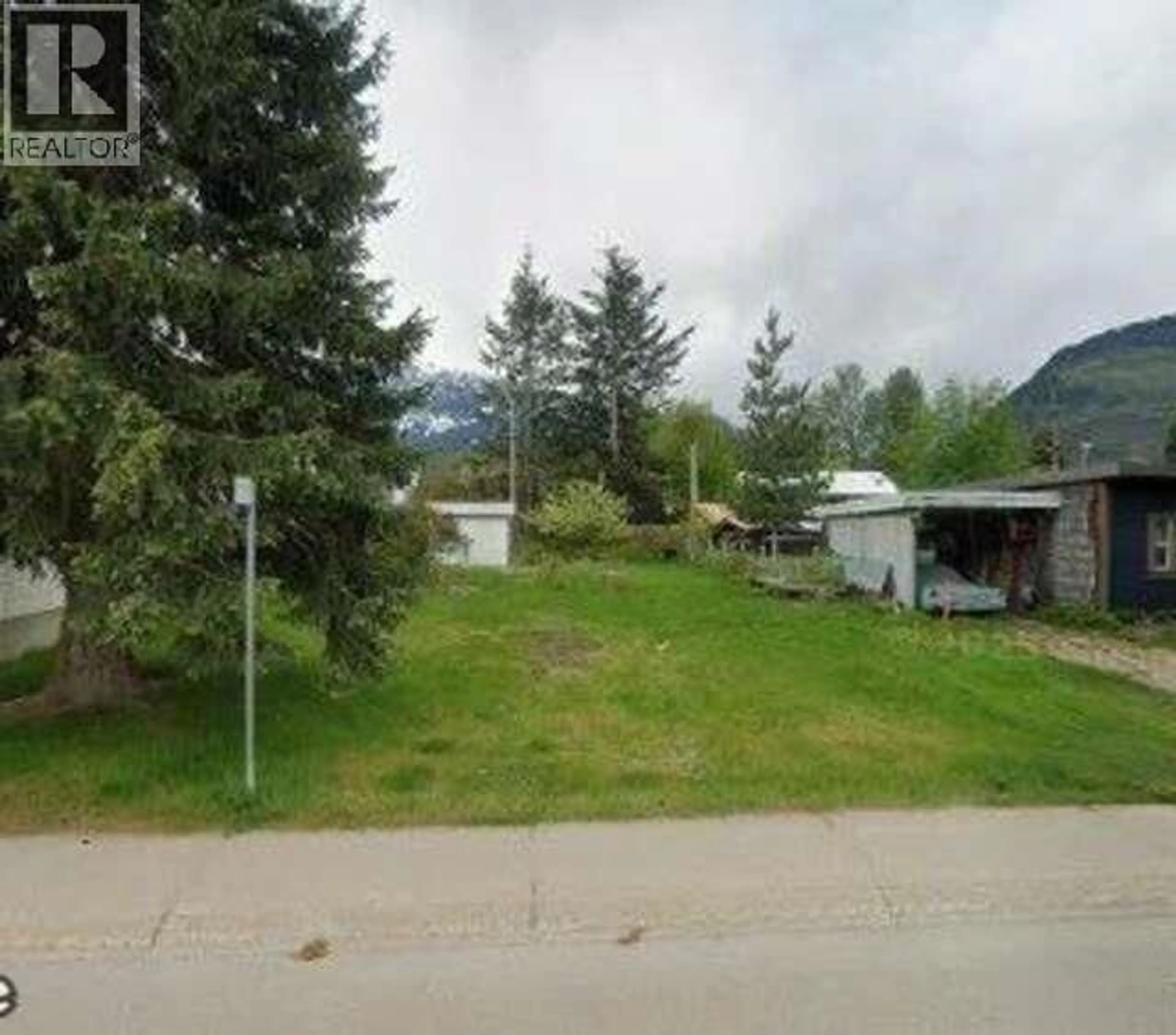Shed for 1501 DOUGLAS STREET, Revelstoke British Columbia V0E2S0