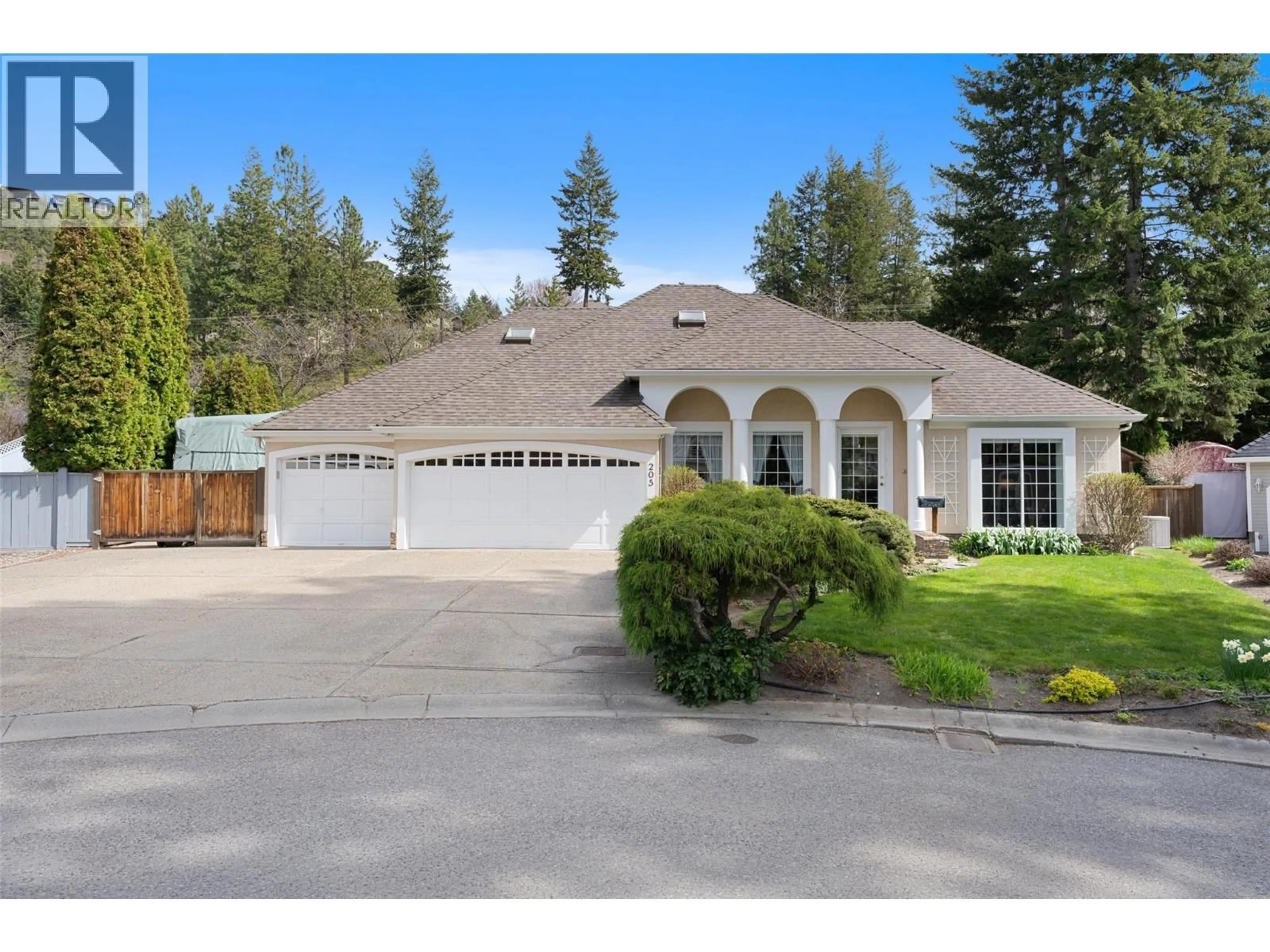 Unknown for 205 MERLIN COURT, Kelowna British Columbia V1V1N2