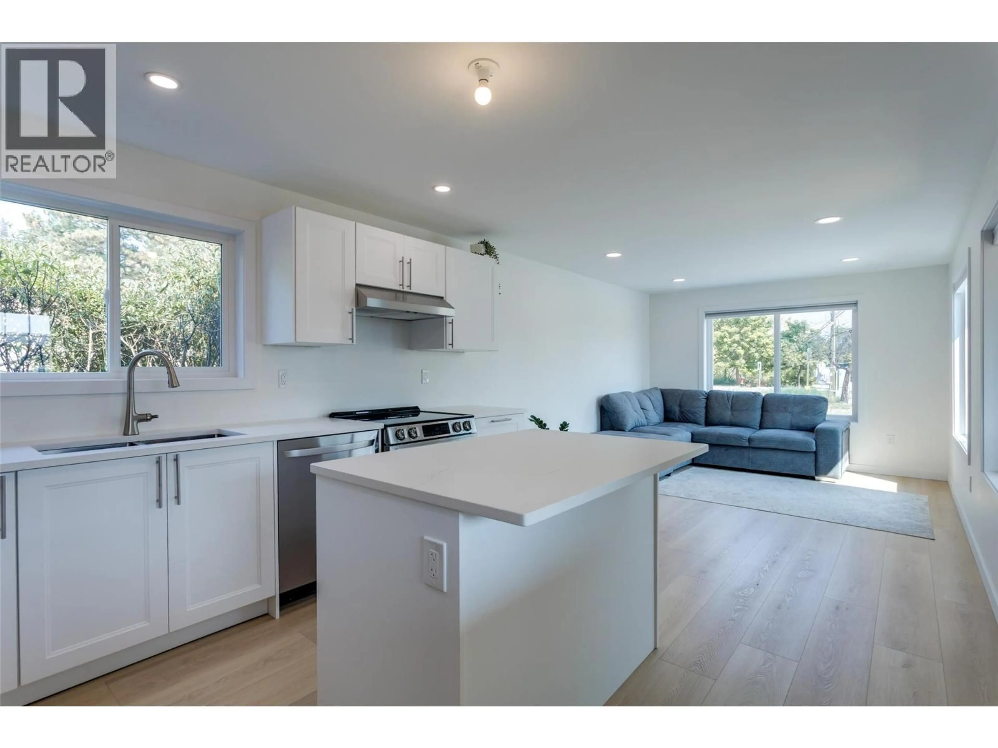 Open concept kitchen, unknown for 5 - 6711 HWY 97 SOUTH HIGHWAY, Peachland British Columbia V0H1X9