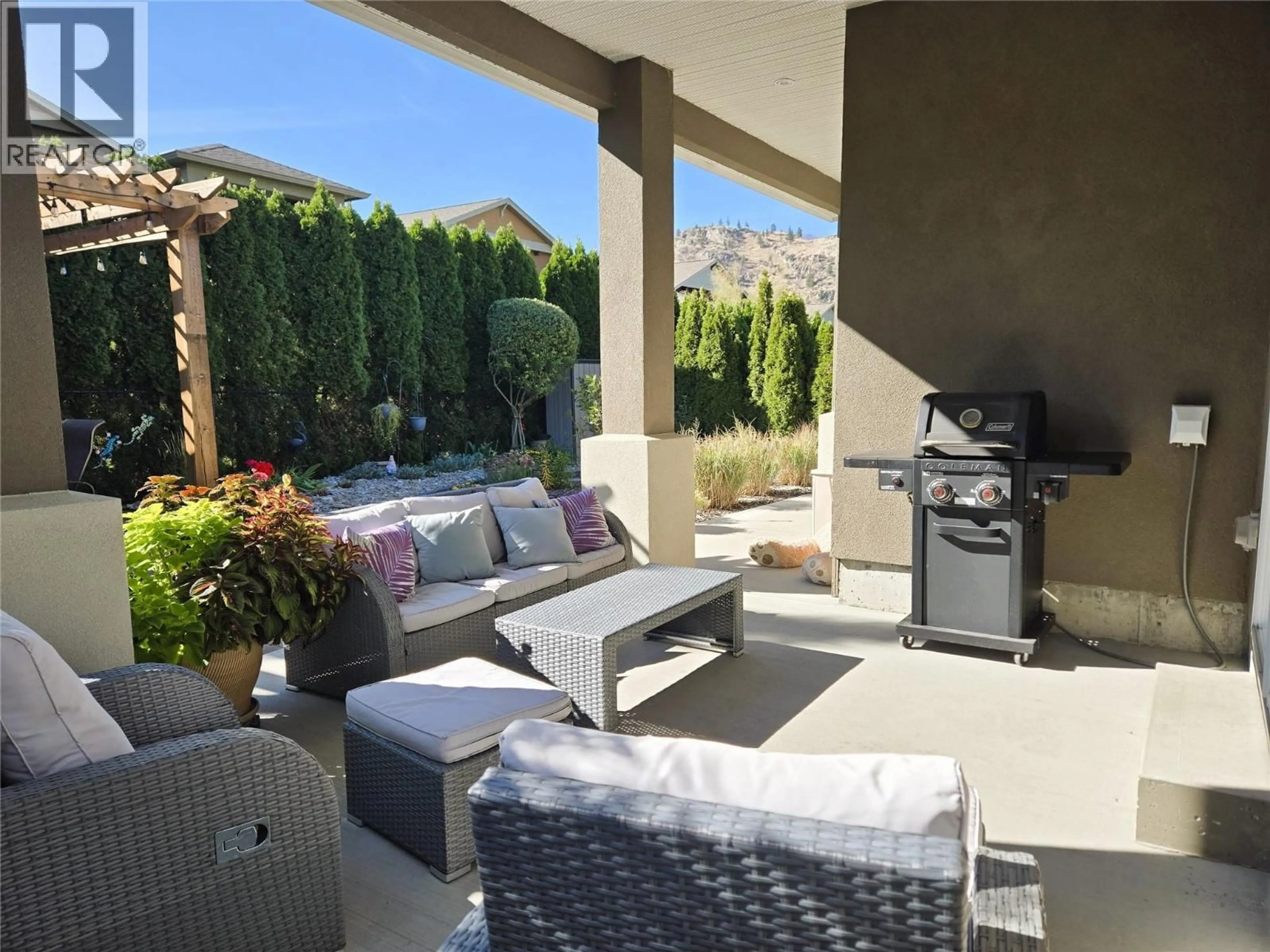 Patio, street for 367 CHARDONNAY AVENUE, Oliver British Columbia V0H1T4