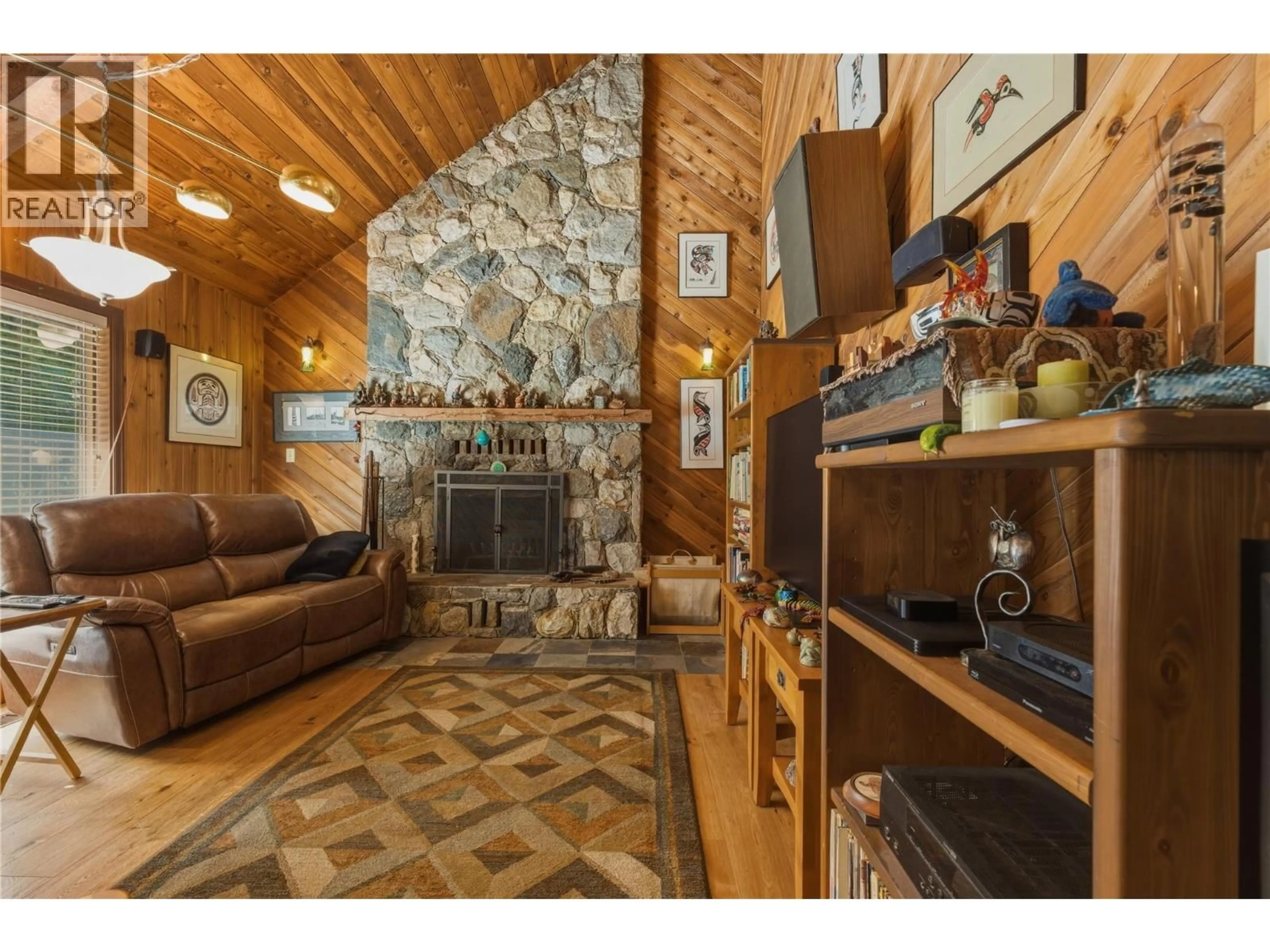 Unknown for 8257 ROGERS ROAD, Vernon British Columbia V1B3M7