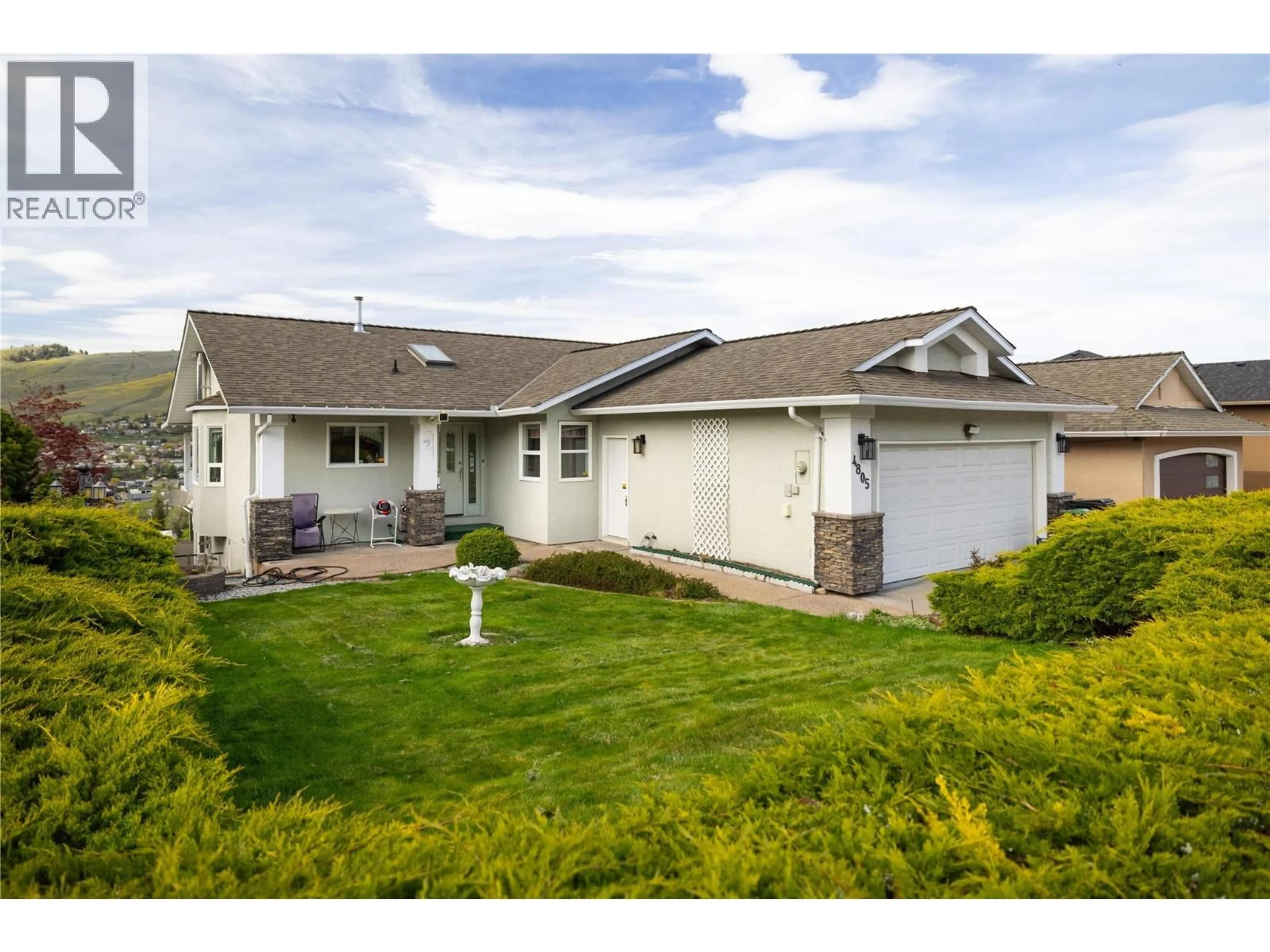 Home with vinyl exterior material, street for 4805 VALLEYVIEW PLACE, Vernon British Columbia V1T9L6