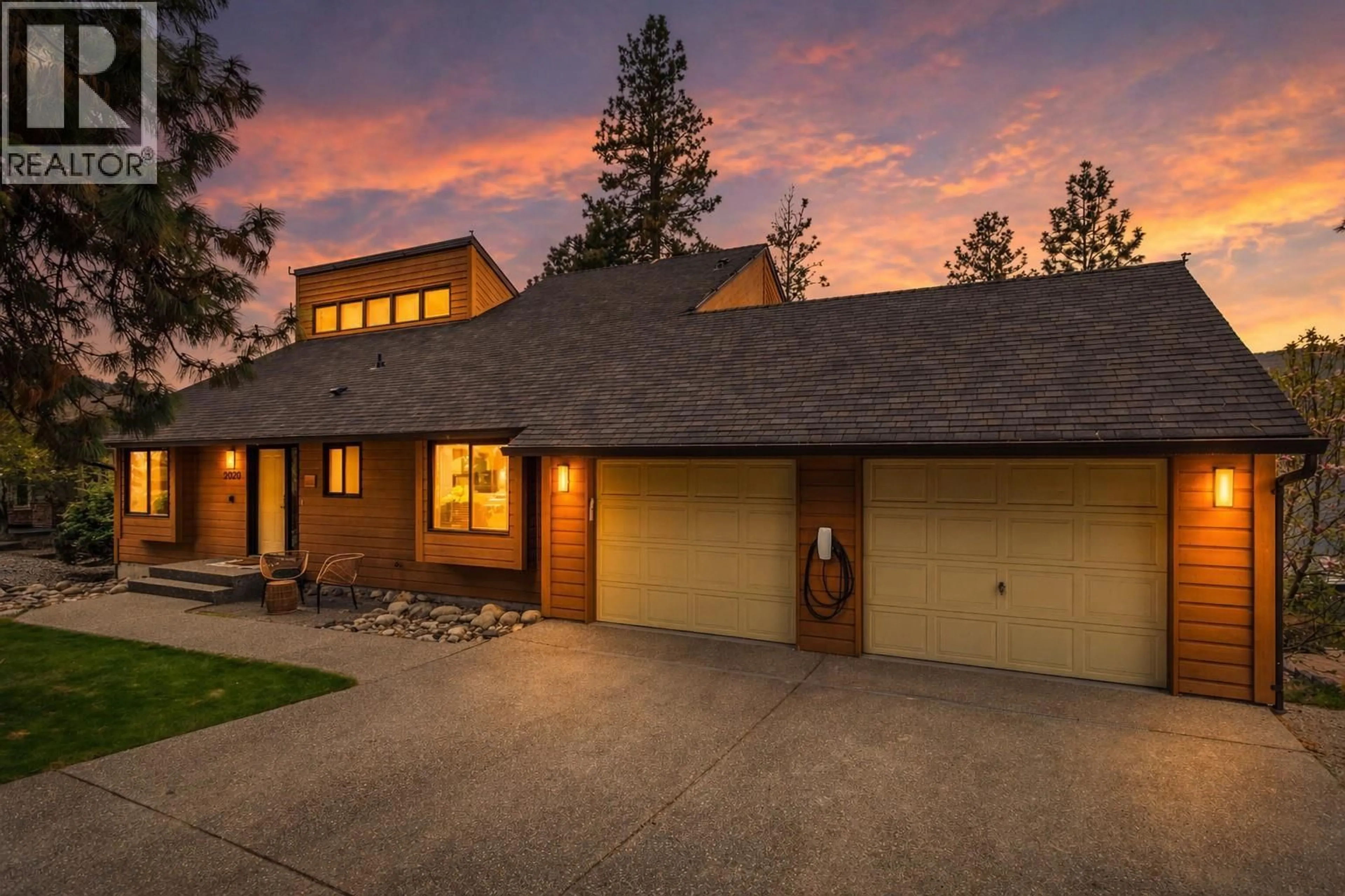 Unknown for 2020 BENNETT ROAD, Kelowna British Columbia V1V2C1