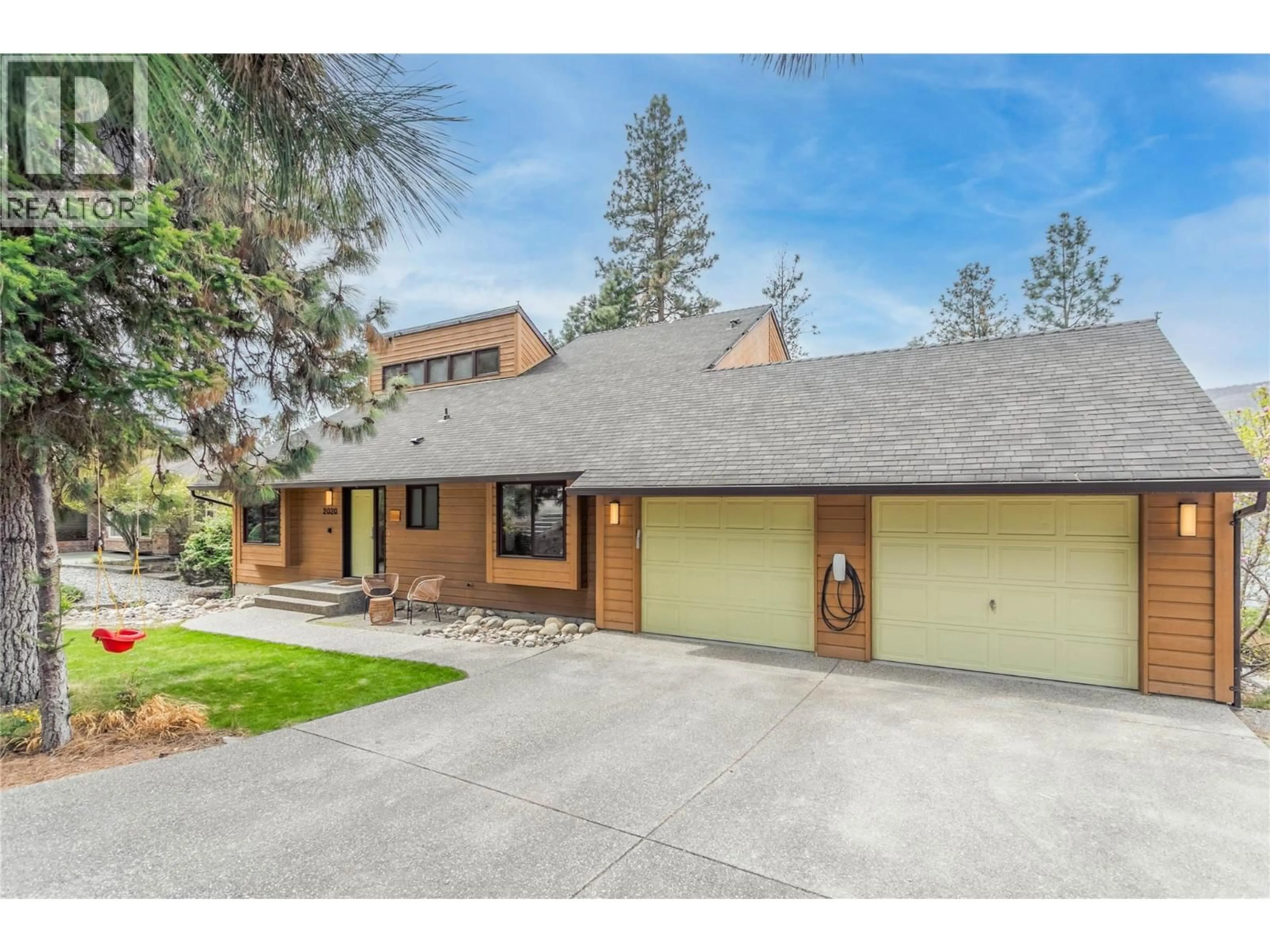 Unknown for 2020 BENNETT ROAD, Kelowna British Columbia V1V2C1