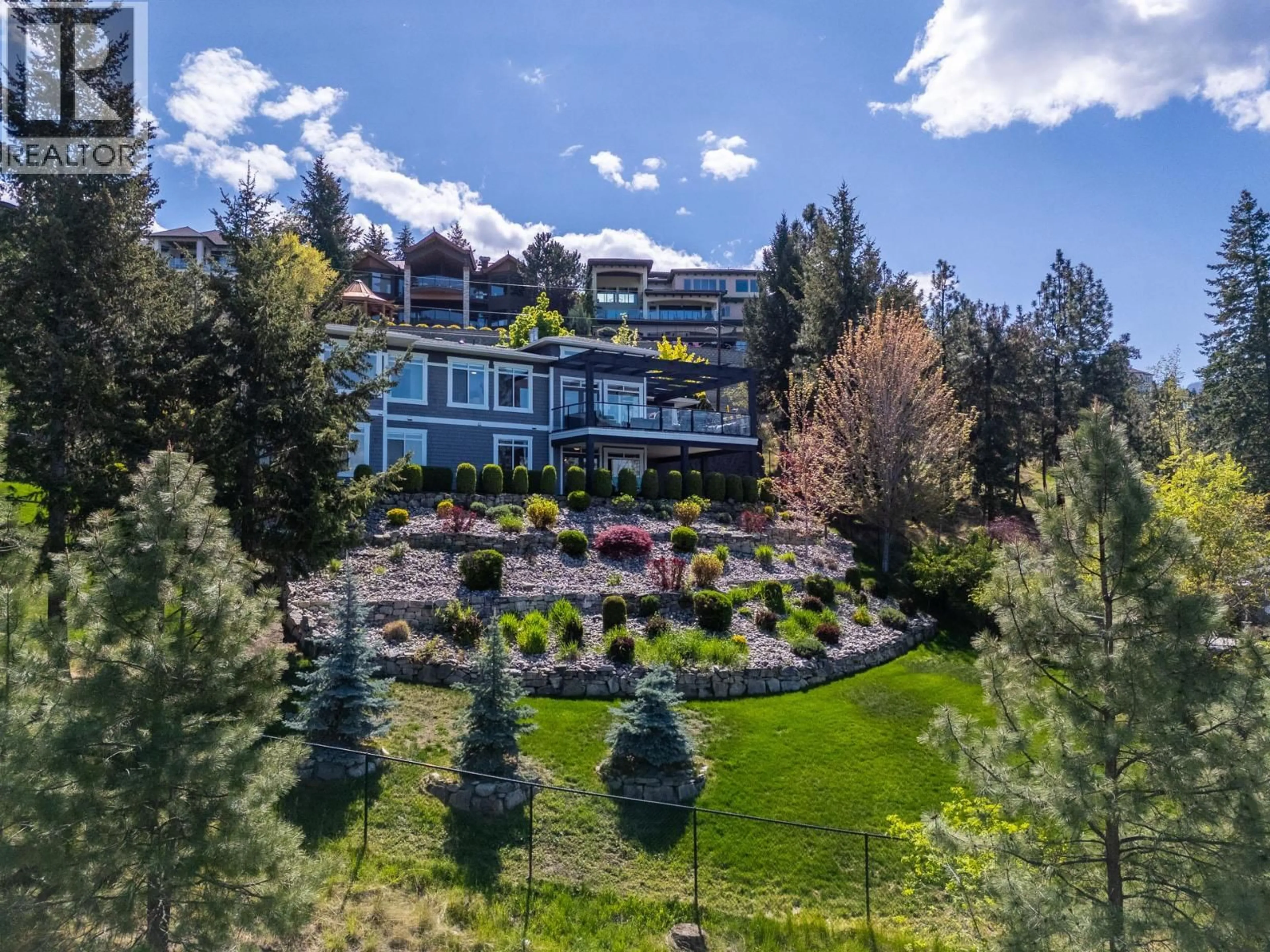 A pic from outside/outdoor area/front of a property/back of a property/a pic from drone, mountain view for 421 EDGEMONT COURT, Kelowna British Columbia V1W2Z4