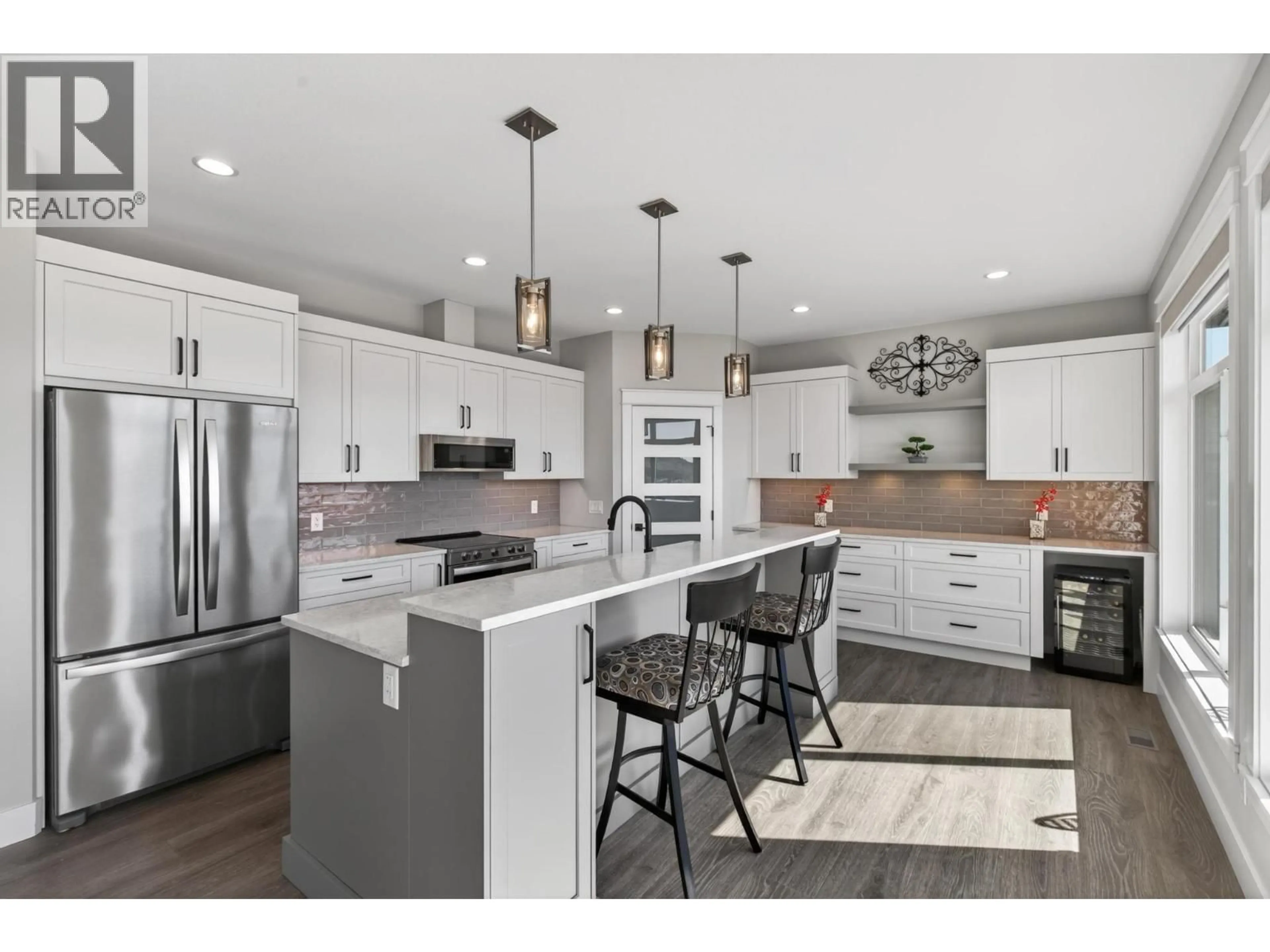 Open concept kitchen, unknown for 2847 COPPER RIDGE DRIVE, West Kelowna British Columbia V4T0E7