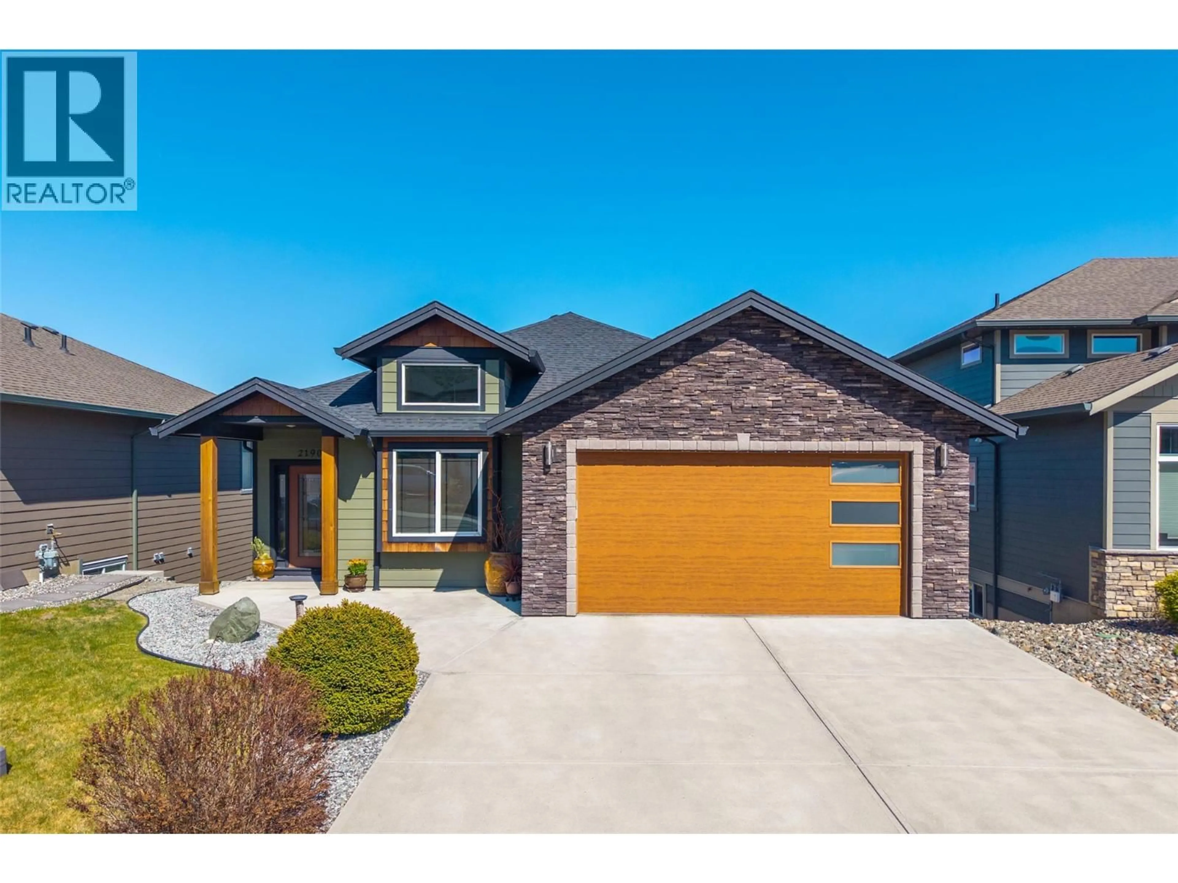 Home with brick exterior material, street for 2190 DOUBLETREE CRESCENT, Kamloops British Columbia V2B0G8