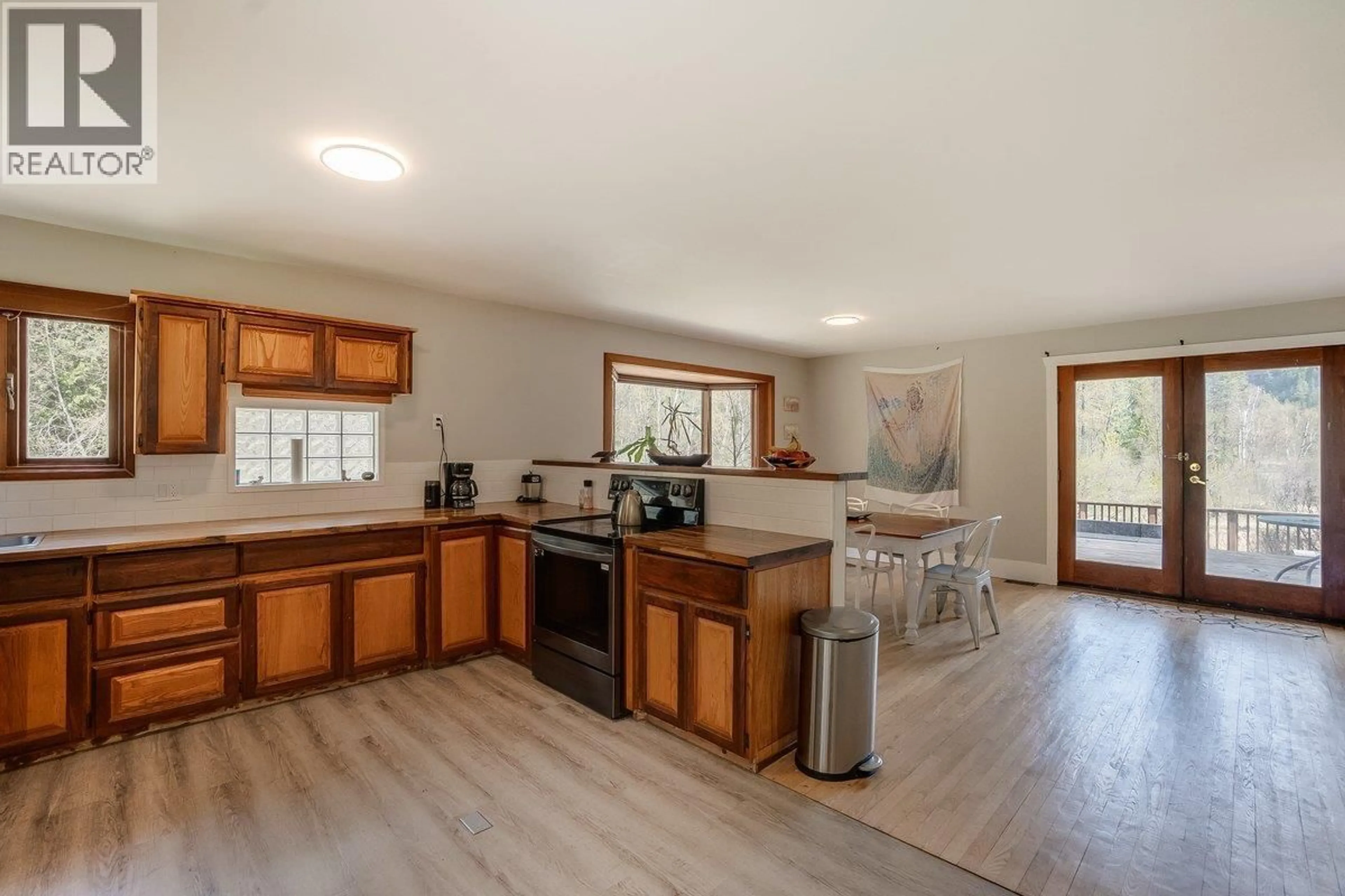 Open concept kitchen, unknown for 4408 SLOCAN  RIVER ROAD, Winlaw British Columbia V0G2J0
