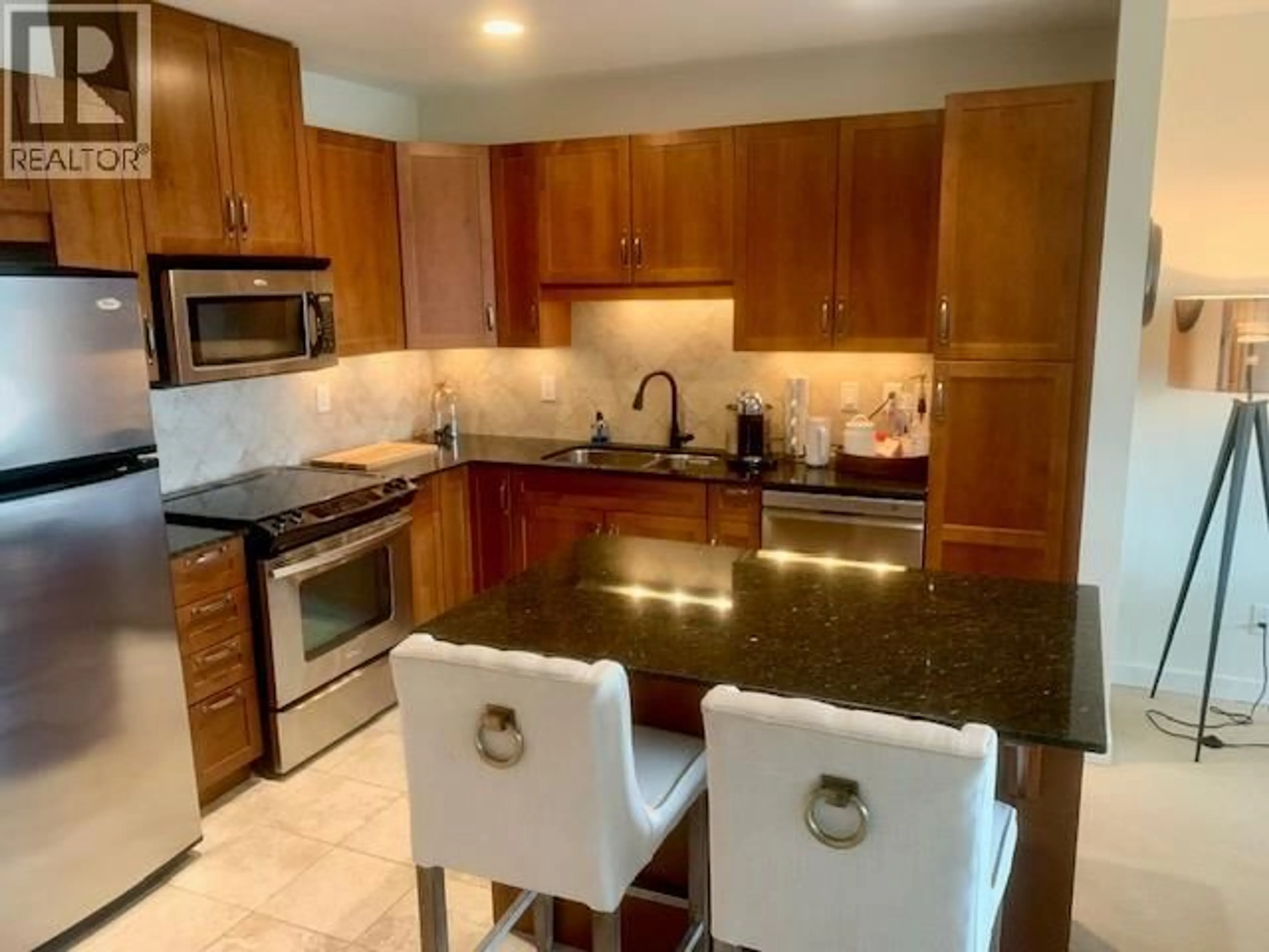 Unknown for 401 - 3301 SKAHA LAKE ROAD, Penticton British Columbia V2A6G6