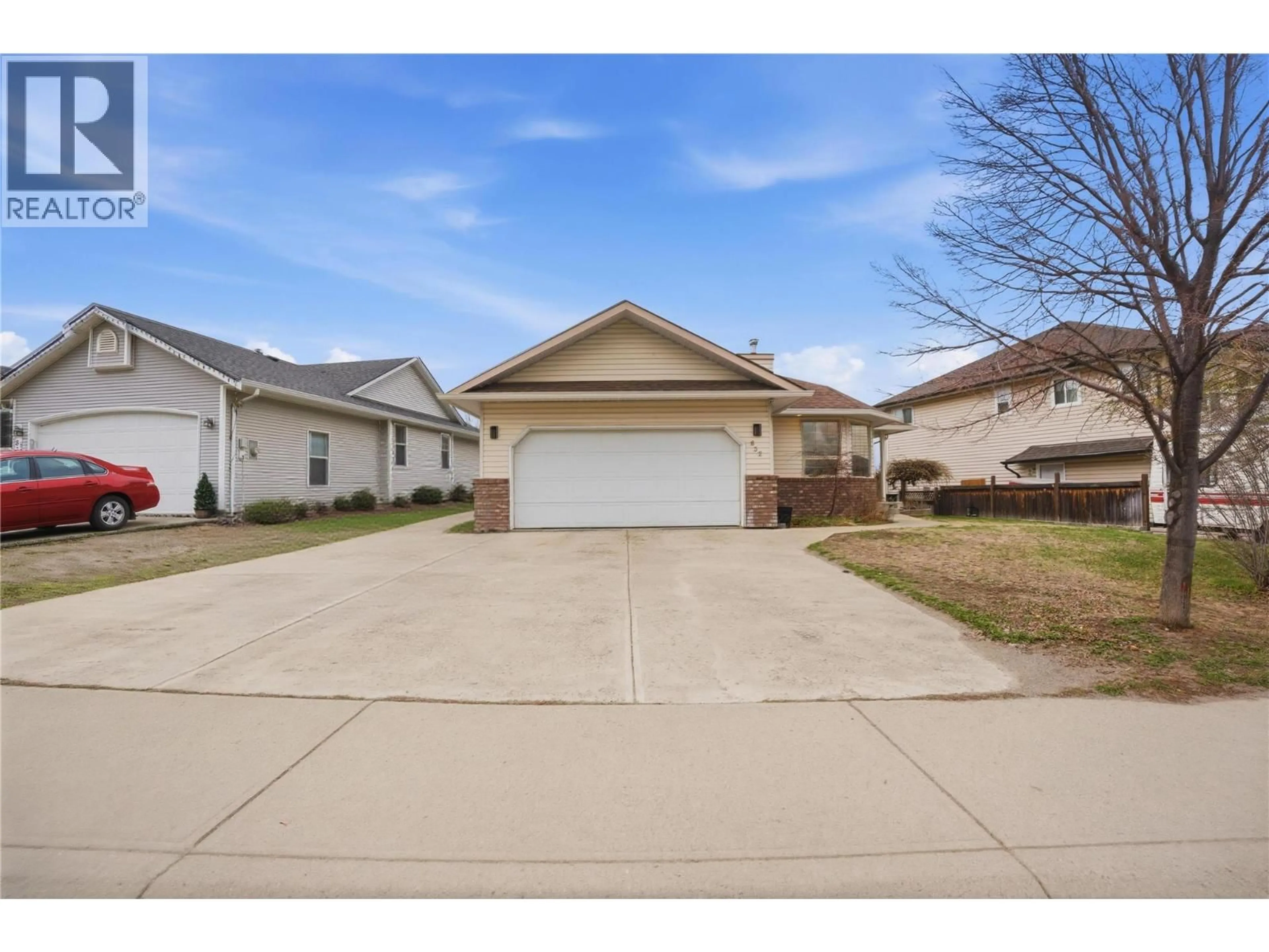 Unknown for 832 REGENT CRESCENT, Kamloops British Columbia V1S1X1