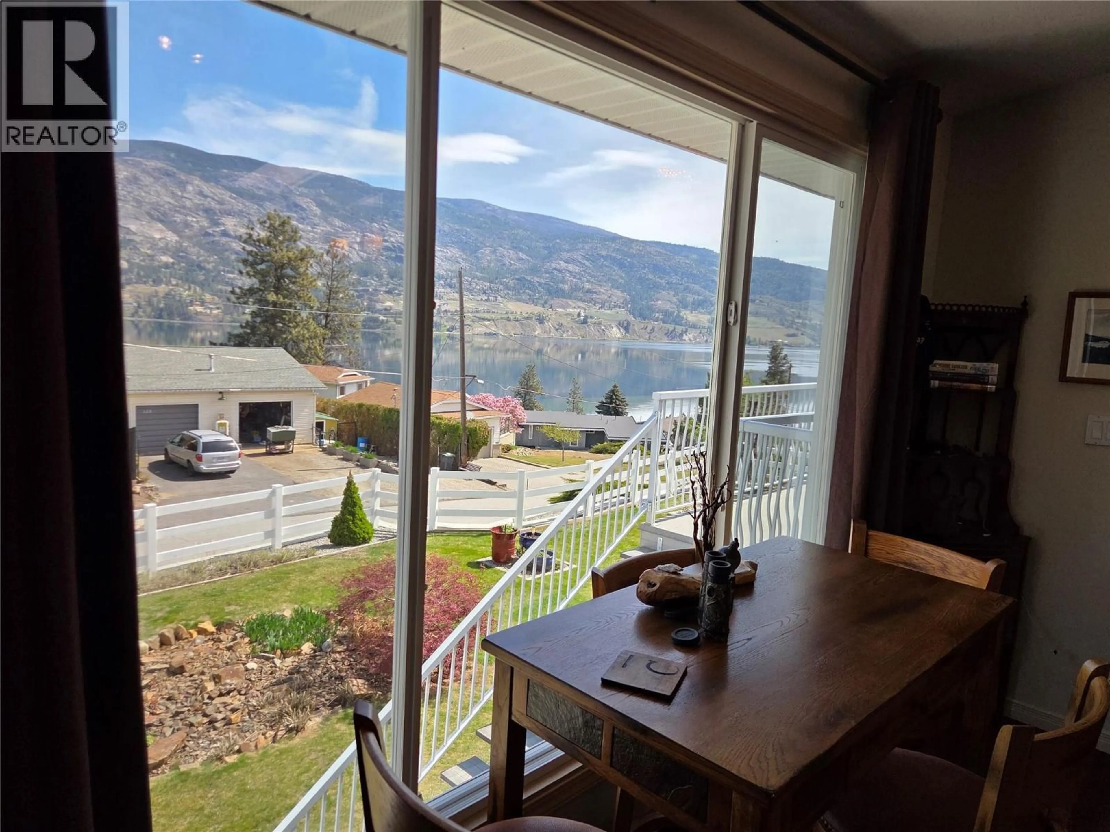 Balcony in the apartment, water/lake/river/ocean view for 114 CEDAR AVENUE, Kaleden British Columbia V0H1K0