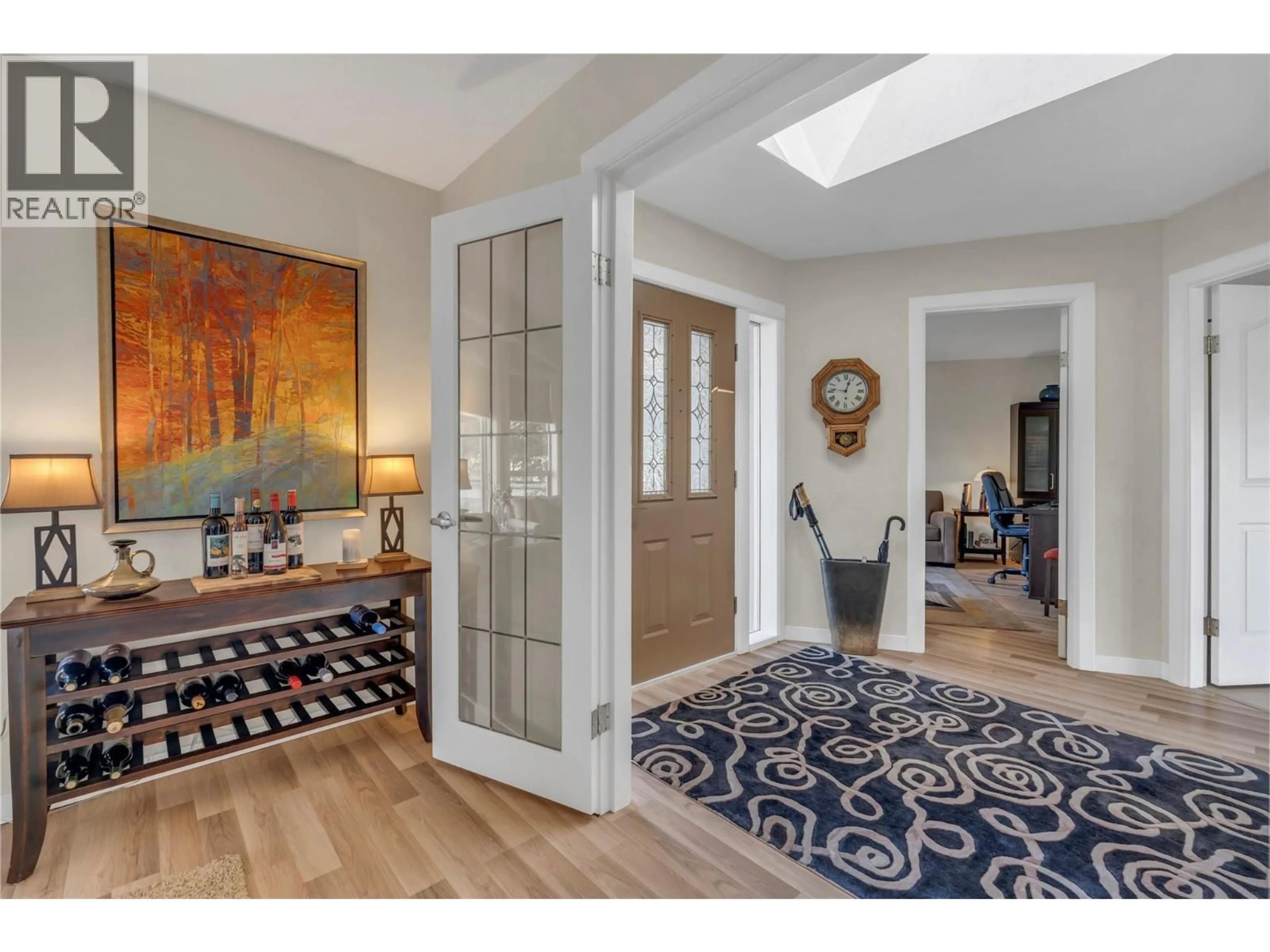 Indoor entryway for 190 CRAIG DRIVE, Penticton British Columbia V2A3R9