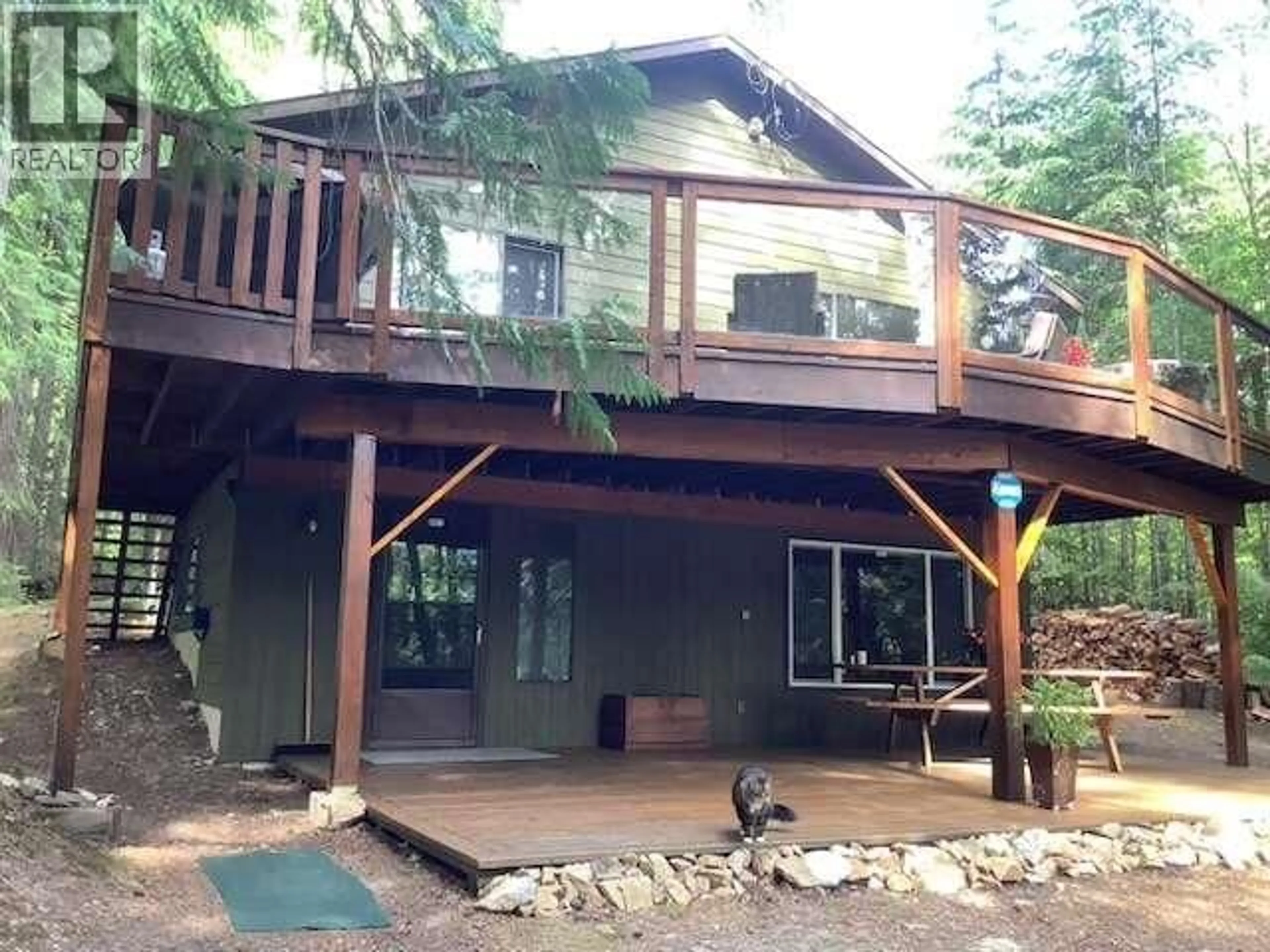 Patio, unknown for 22 - 7429 SUNNYBRAE CANOE POINT ROAD, Tappen British Columbia V0E2X1