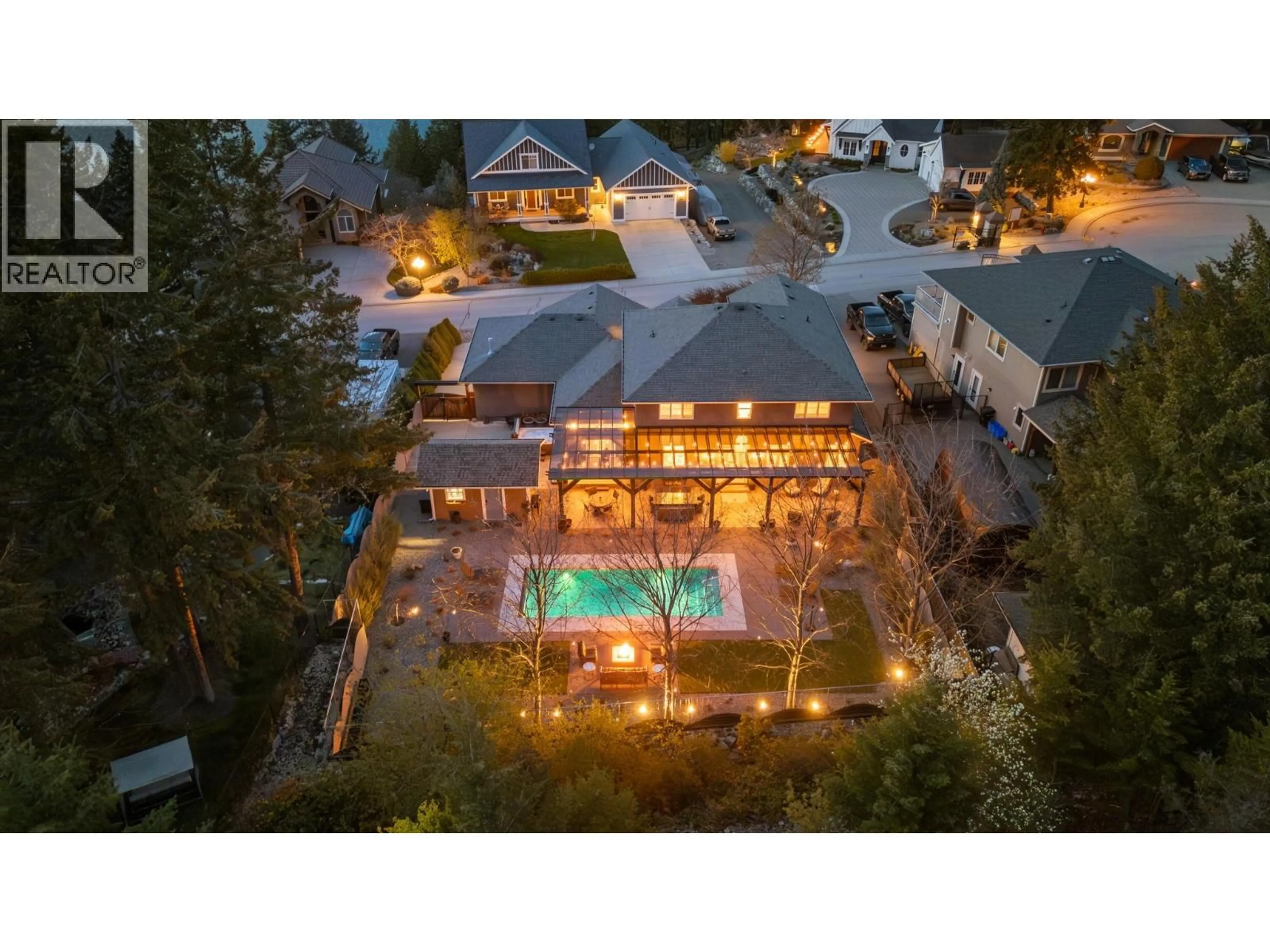 A pic from outside/outdoor area/front of a property/back of a property/a pic from drone, mountain view for 31 - 40 KESTREL PLACE, Vernon British Columbia V1H1S6
