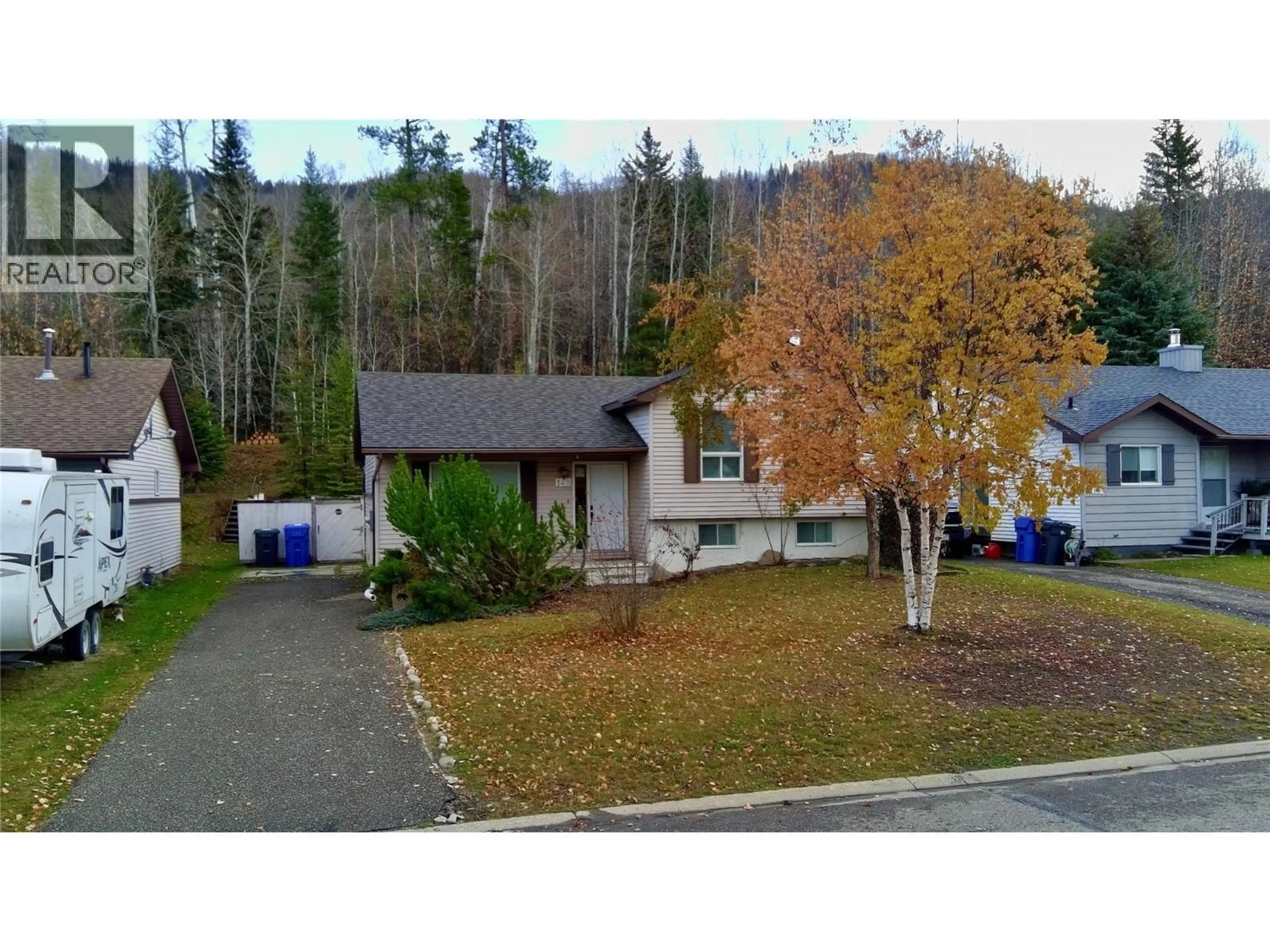 A pic from outside/outdoor area/front of a property/back of a property/a pic from drone, street for 148 GWILLIM CRESCENT, Tumbler Ridge British Columbia V0C2W0