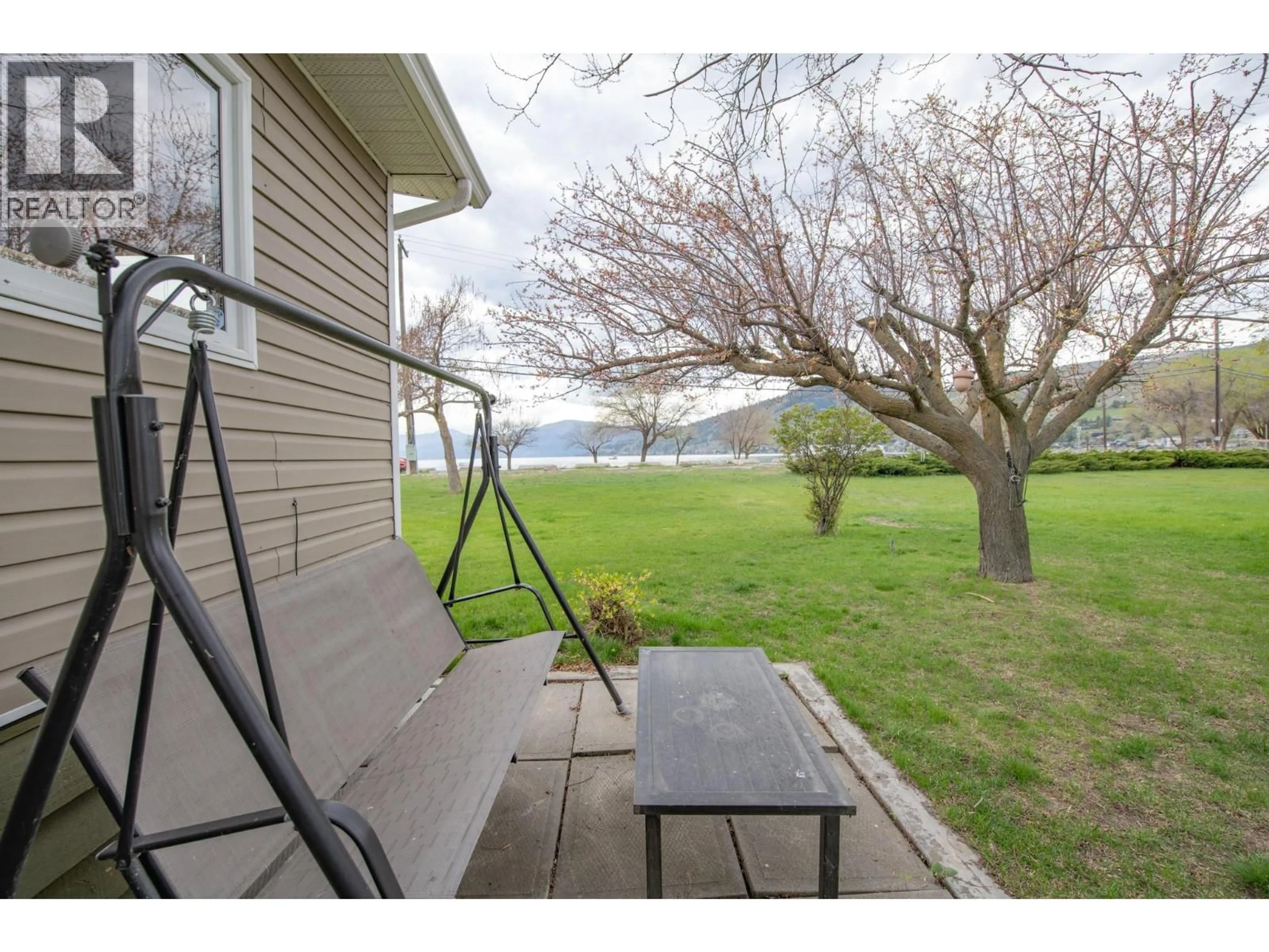 Patio, water/lake/river/ocean view for 48 - 2727 LAKESHORE ROAD, Vernon British Columbia V1H1X5