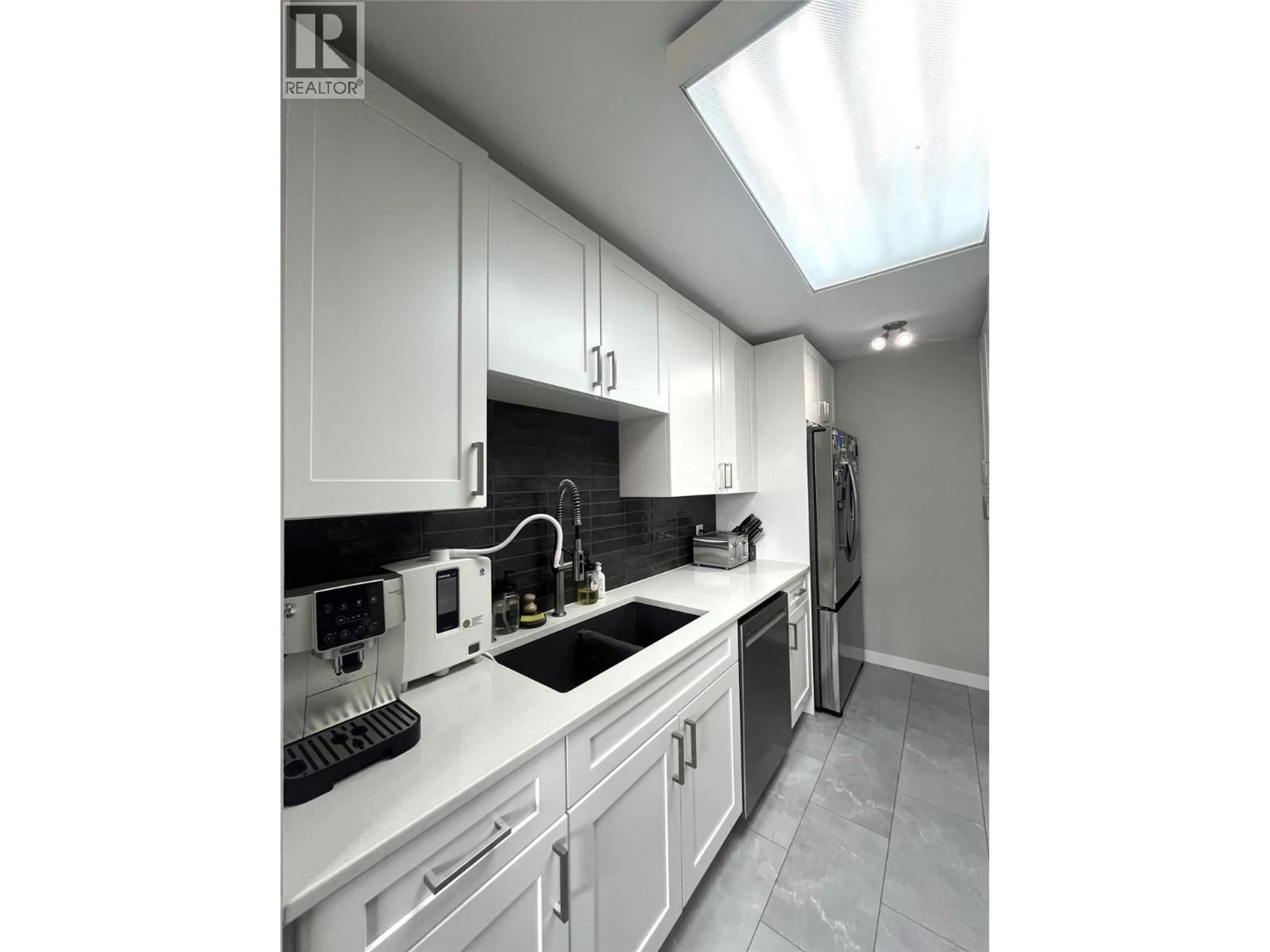 Standard kitchen, ceramic/tile floor for 113 - 3901 32 AVENUE, Vernon British Columbia V1T8M3