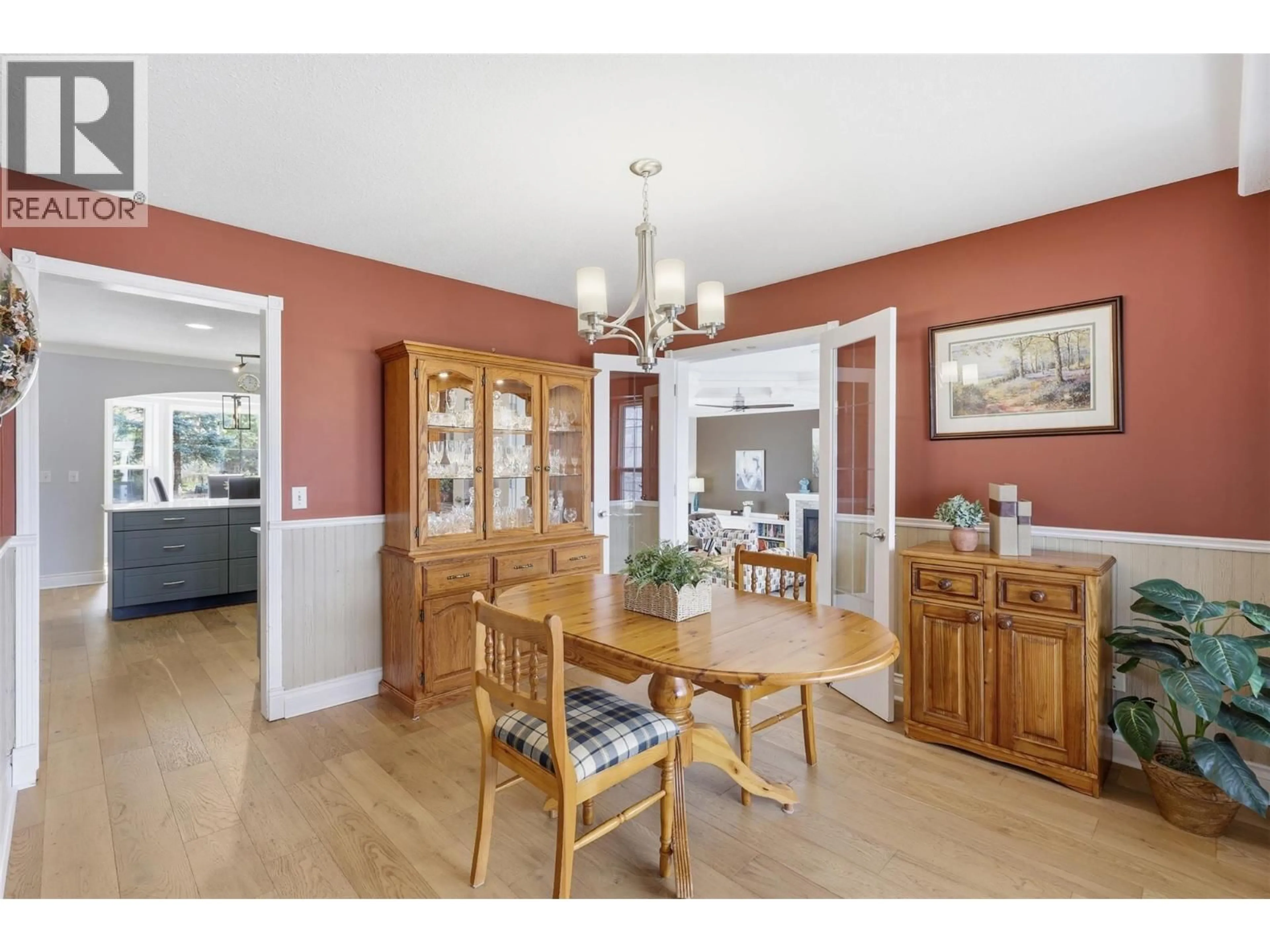 Dining room, wood/laminate floor for 4948 WOODLAND COURT, Kamloops British Columbia V2C6V5