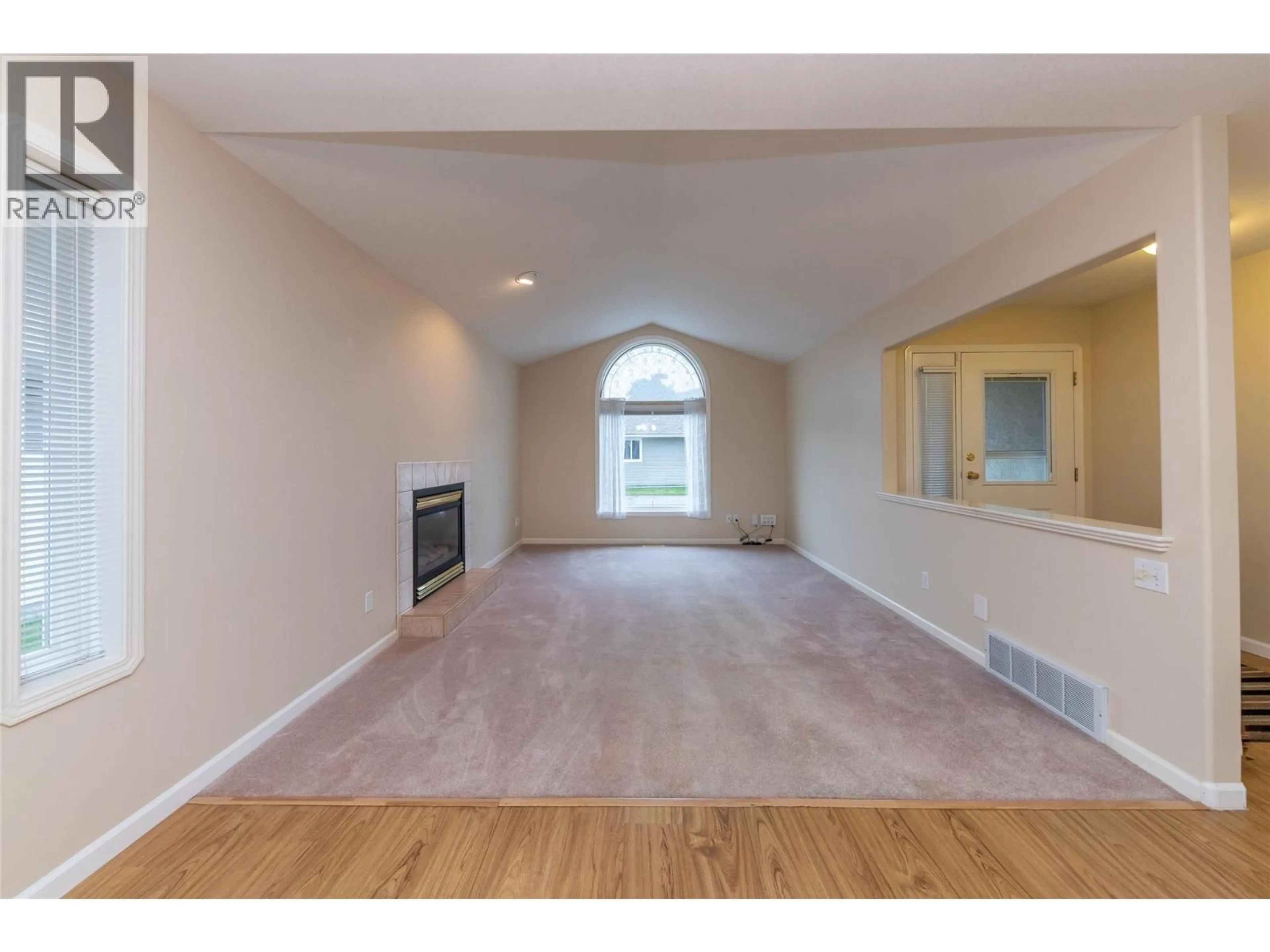 A pic of a room for 3 - 723 SINGH STREET, Kamloops British Columbia V2B5C5