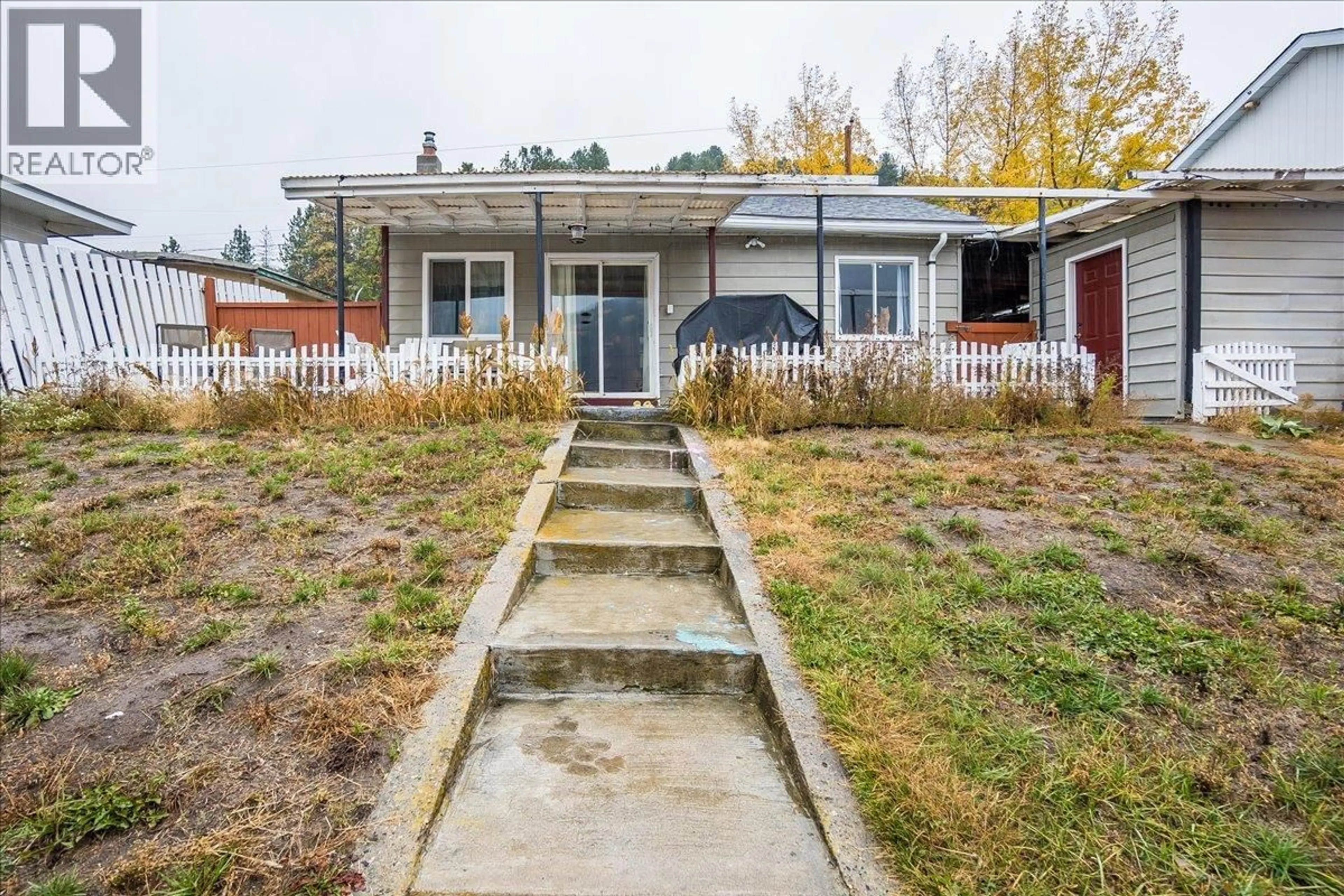 Unknown for 2034 EIGHTH AVENUE, Trail British Columbia V1R3E1