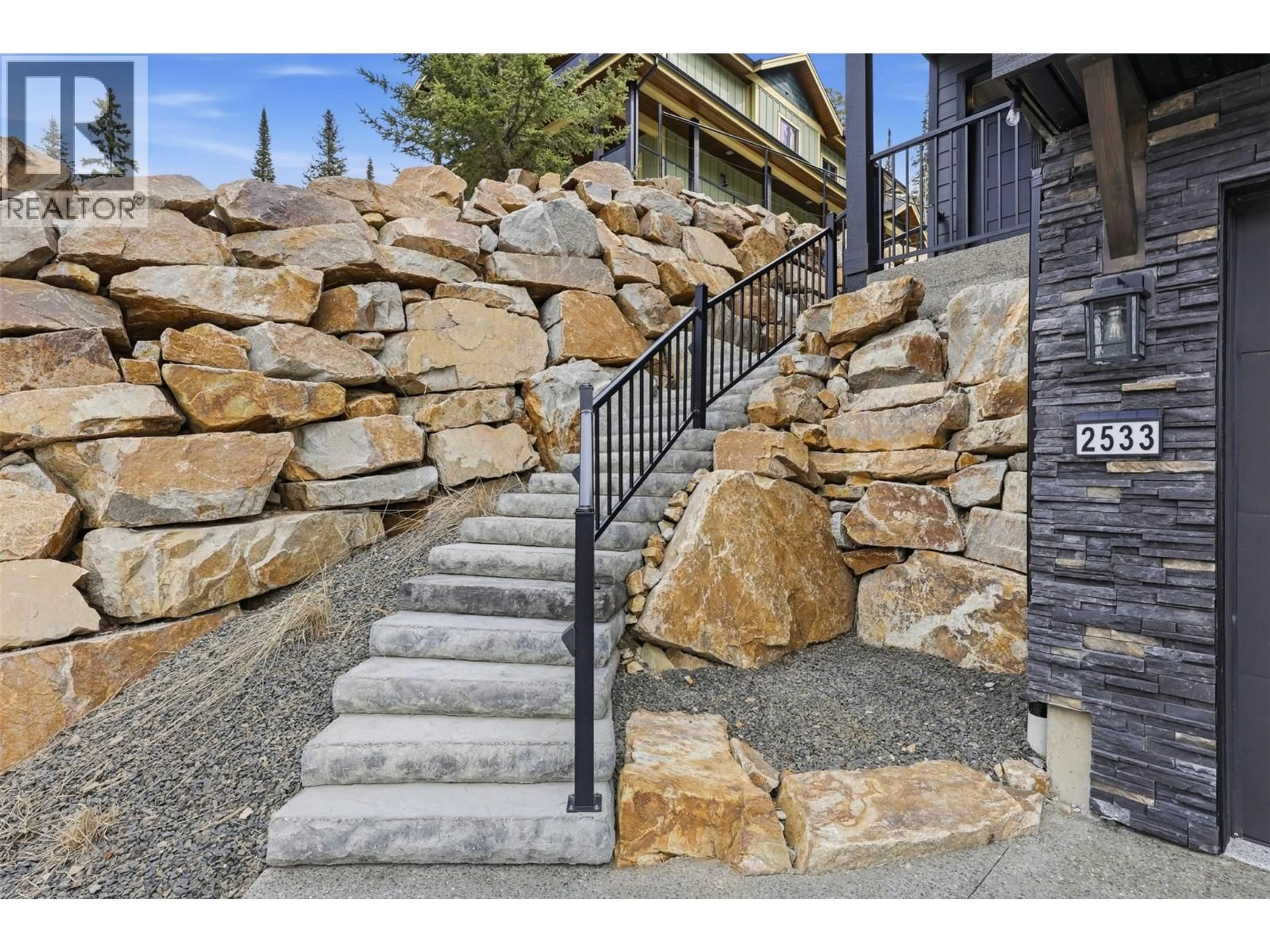 Stairs for 2533 MOUNTAIN VIEW DRIVE, Sun Peaks British Columbia V0E5N0