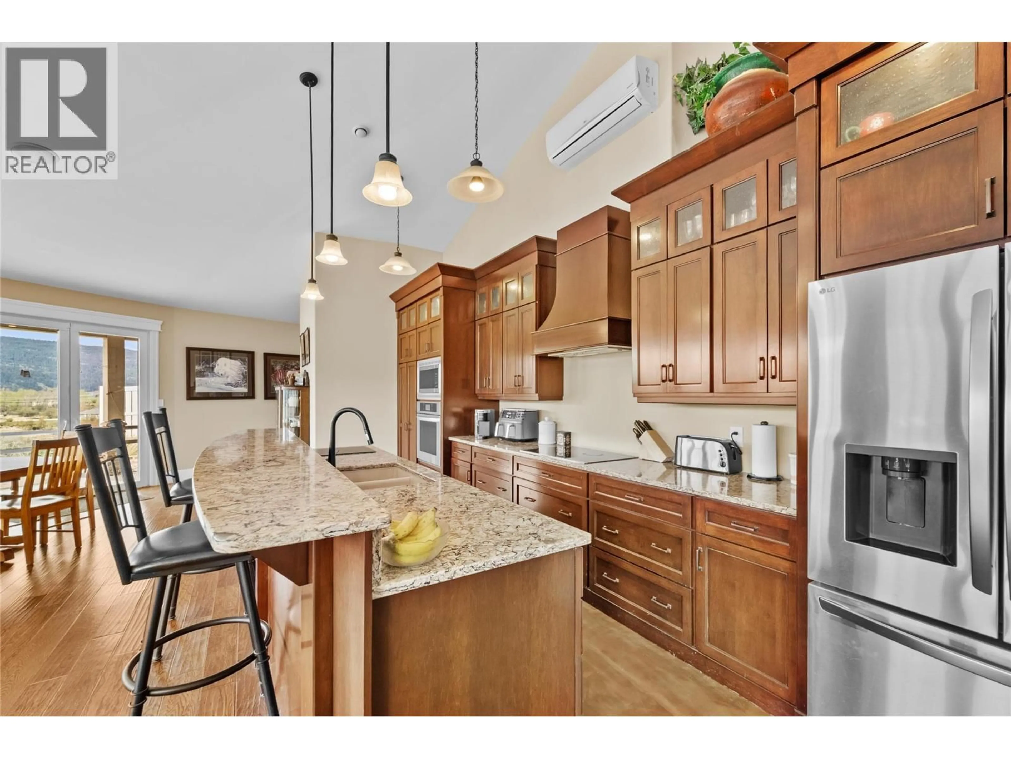 Open concept kitchen, ceramic/tile floor for 2414 SPRING BANK AVENUE, Merritt British Columbia V1K1S1