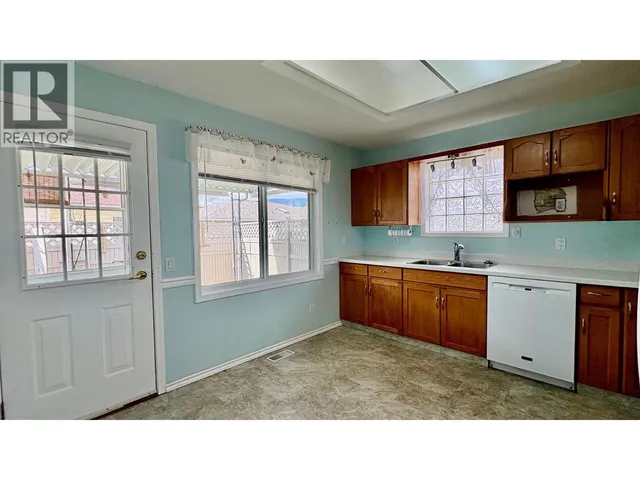 156 - 3400 WILSON STREET, Penticton 3