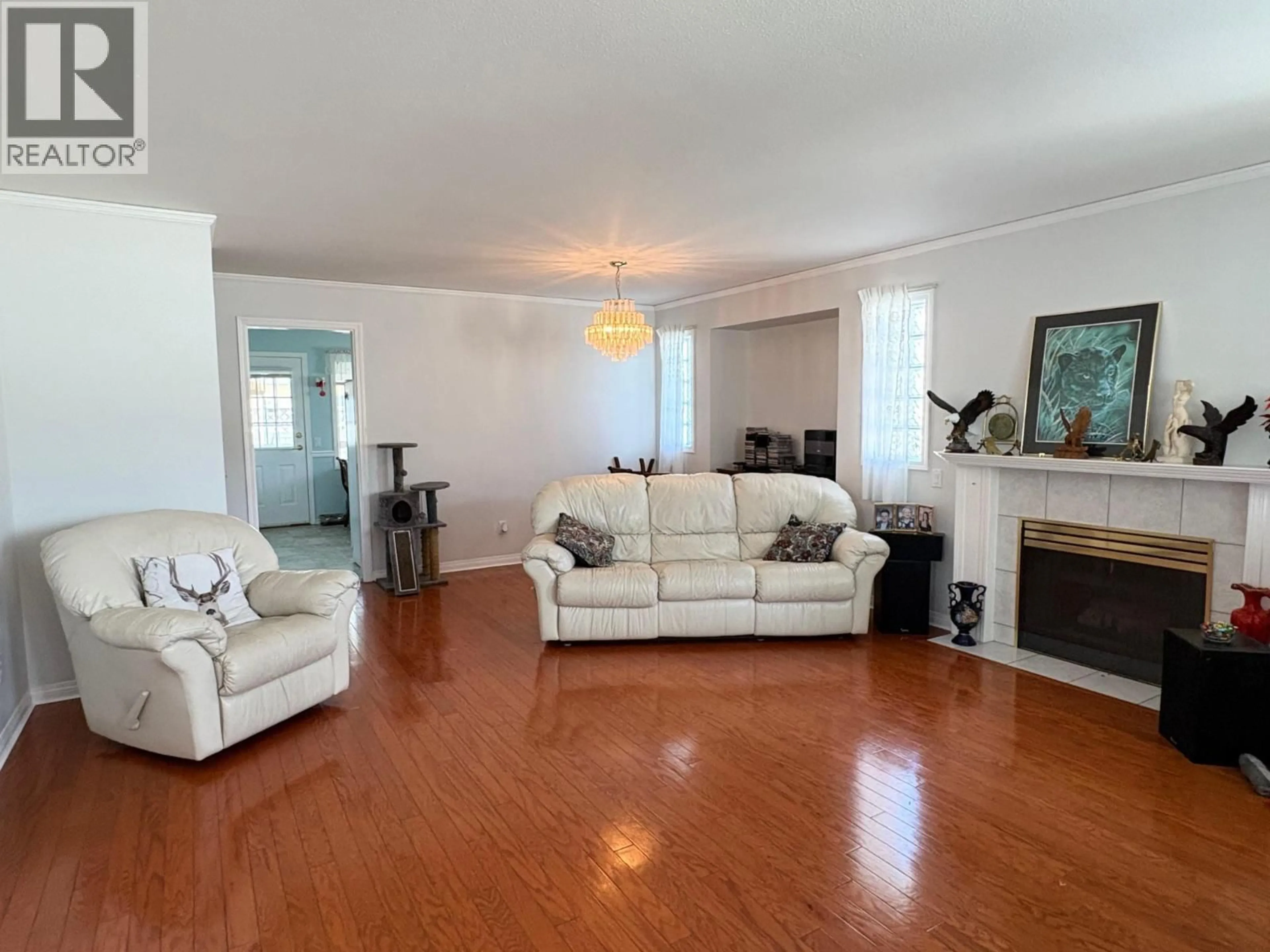 Living room with furniture, unknown for 156 - 3400 WILSON STREET, Penticton British Columbia V2A8J1