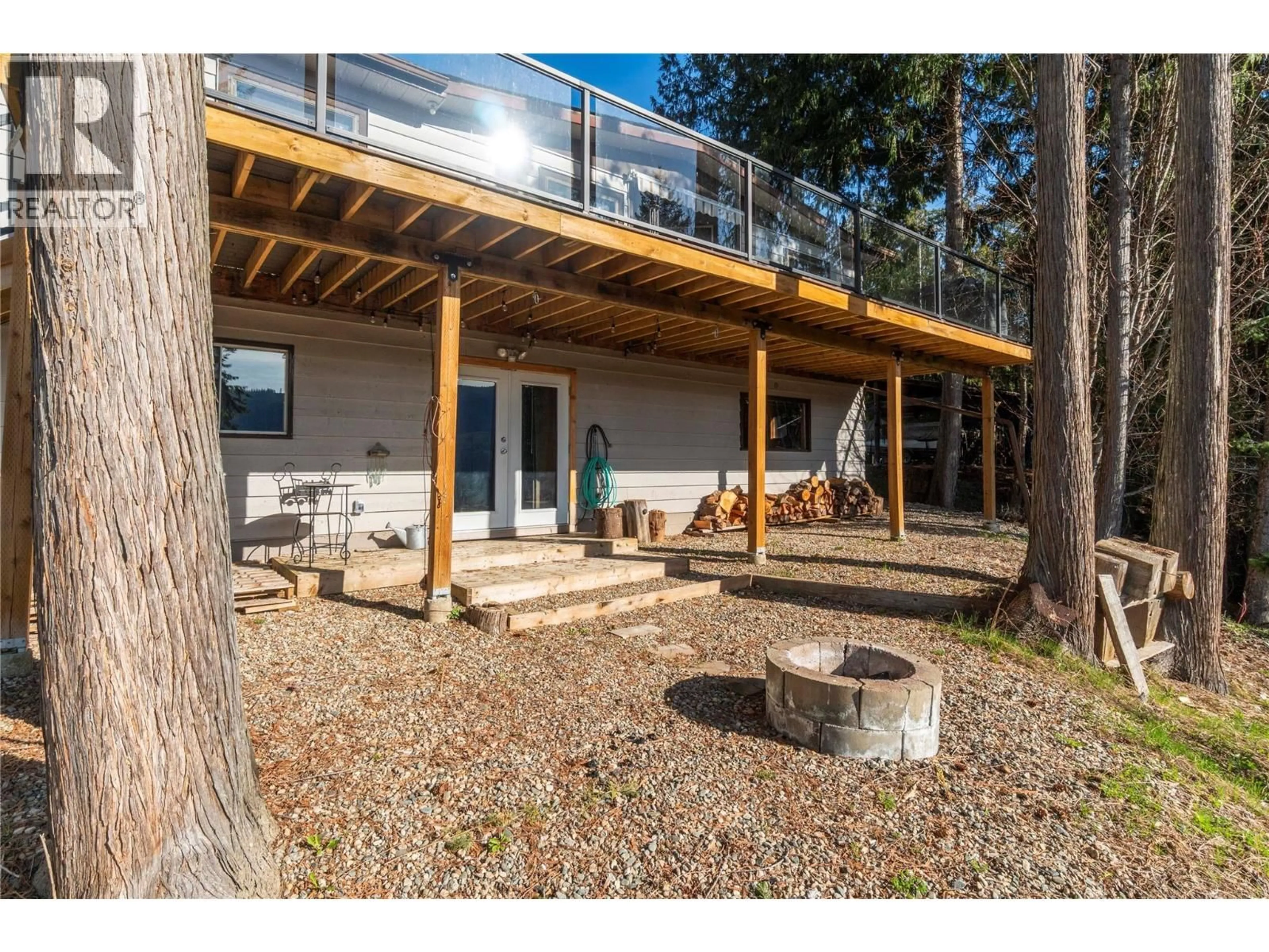 Patio, unknown for 8698 PENWITH WAY, St. Ives British Columbia V0E1M9