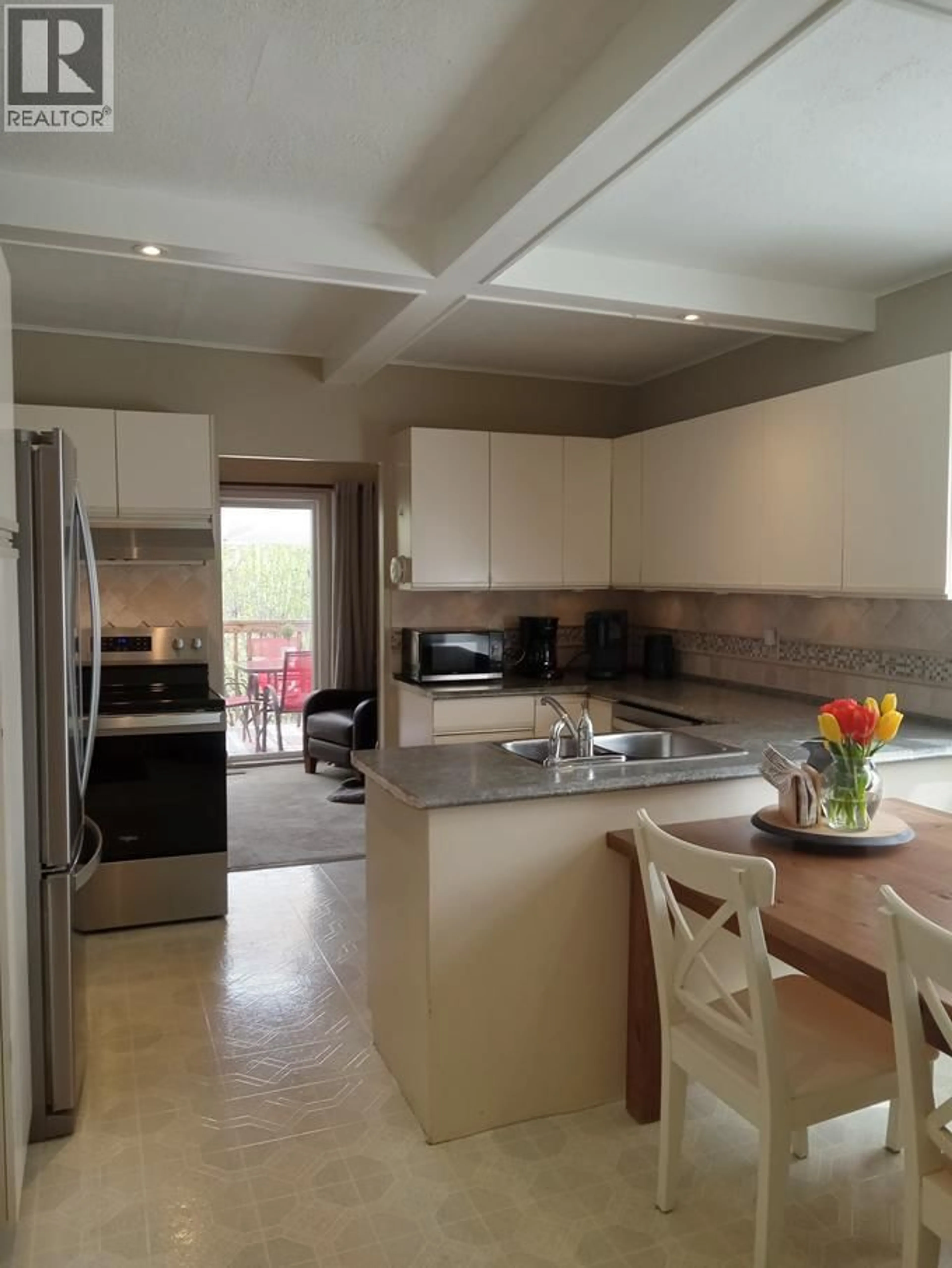 Unknown for 4208 33 STREET, Vernon British Columbia V1T5V1