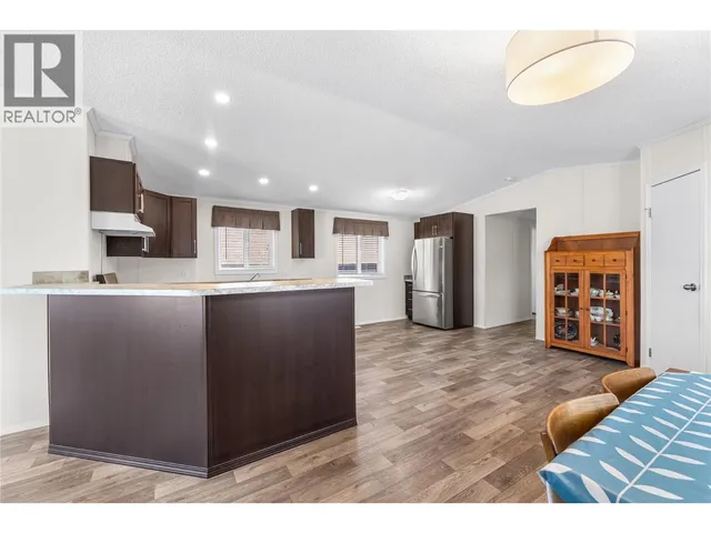 8 - 316 CANYON STREET, Creston 5