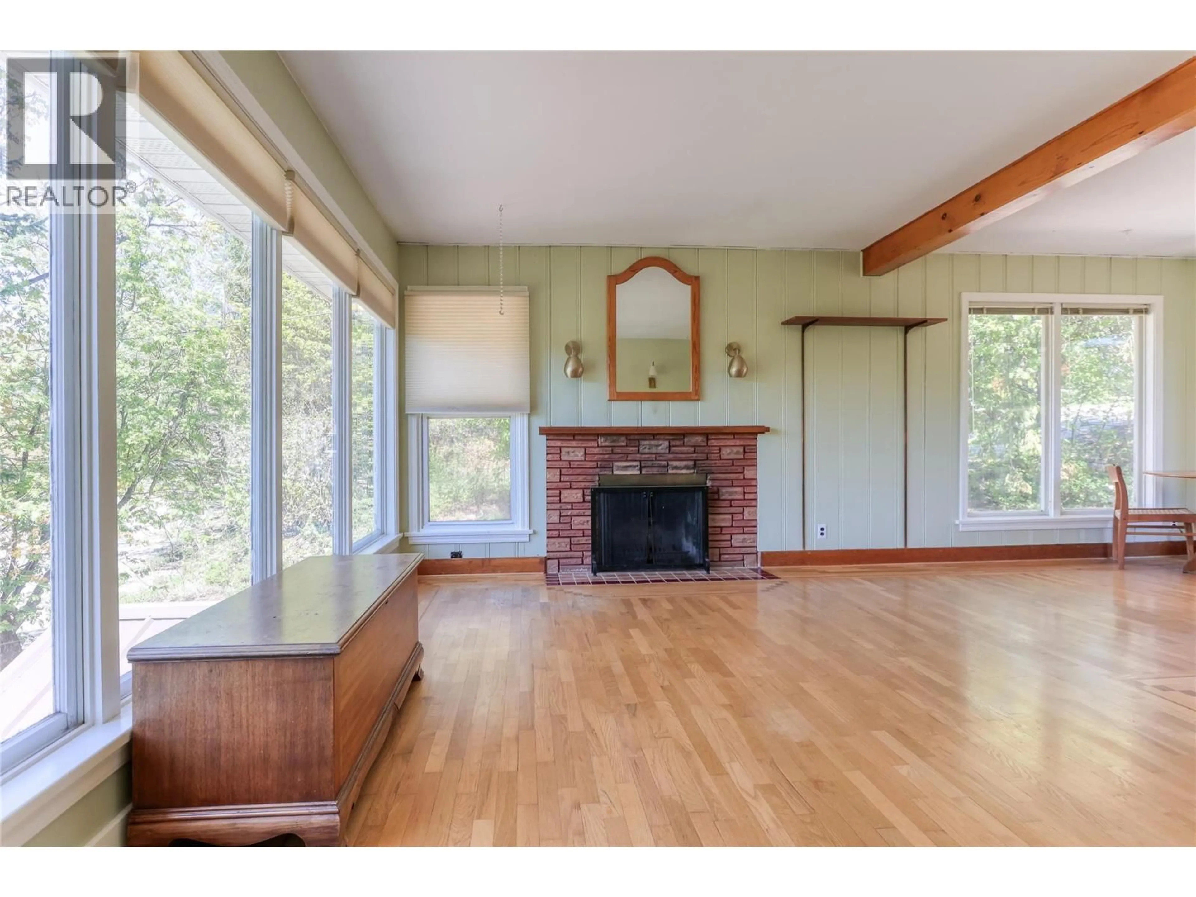 Unknown for 2551 PINEWOOD DRIVE, Rossland British Columbia V0G1Y0