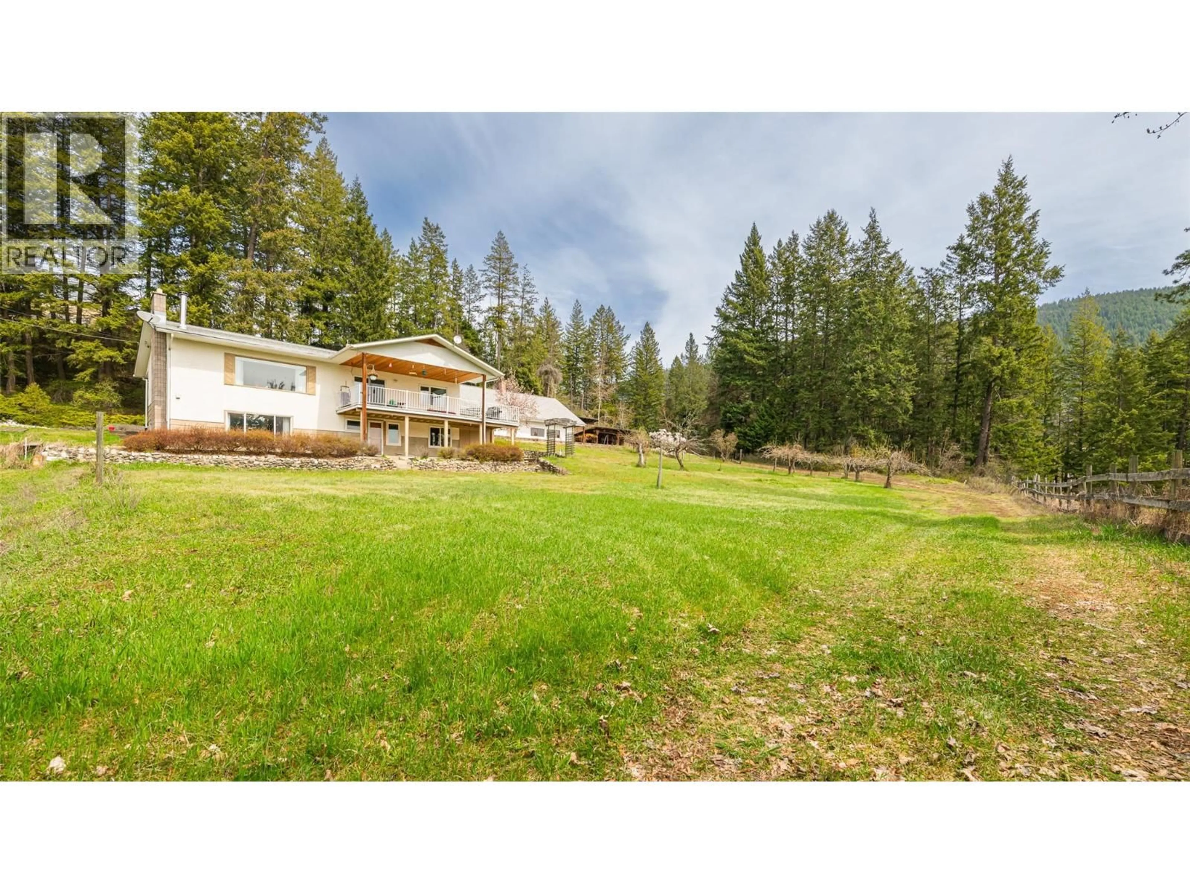 A pic from outside/outdoor area/front of a property/back of a property/a pic from drone, forest/trees view for 5660 CORY ROAD, Wynndel British Columbia V0B2N1