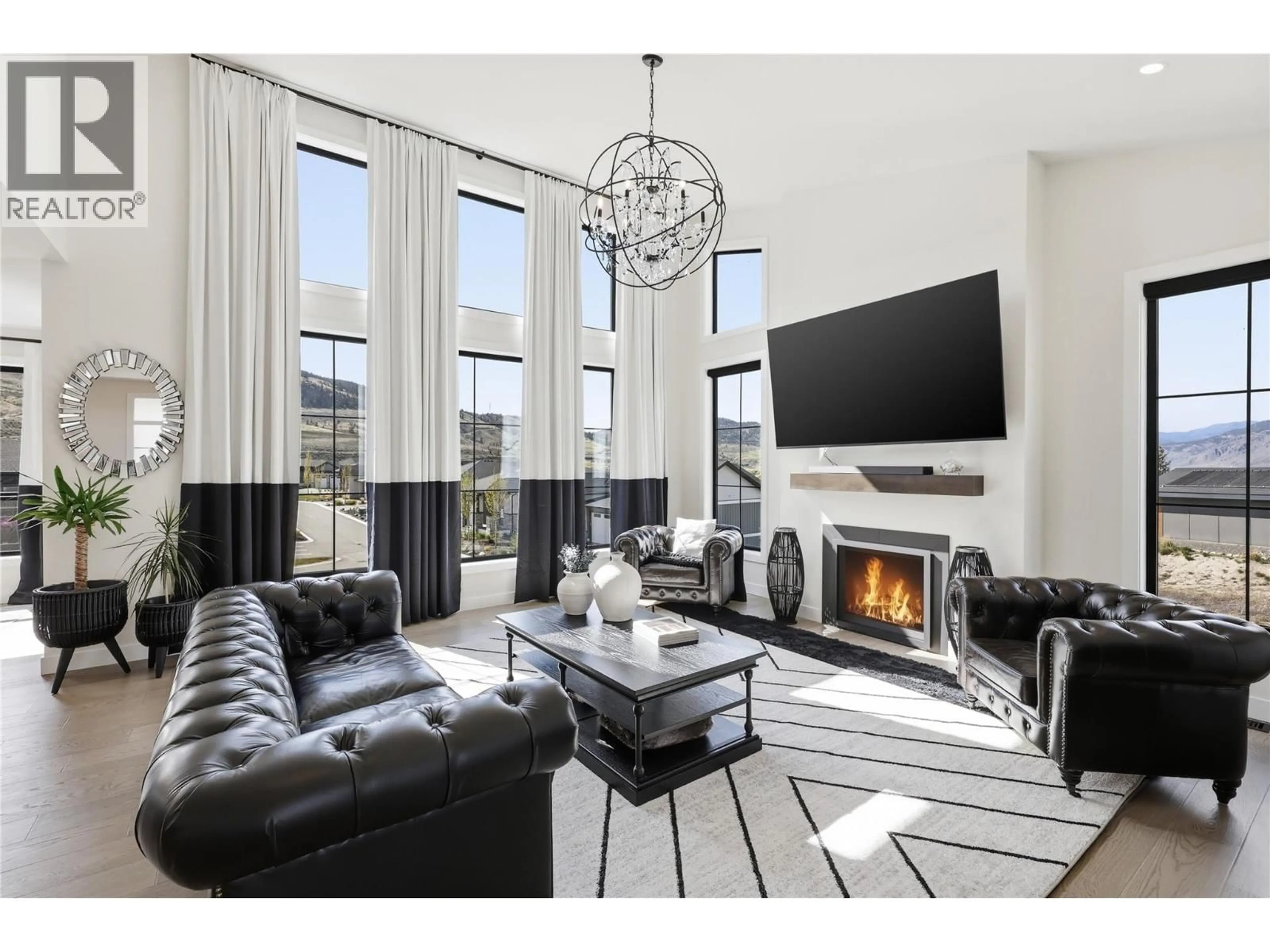 Living room with furniture, unknown for 268 RUE CHEVAL NOIR OTHER, Kamloops British Columbia V1S0G2