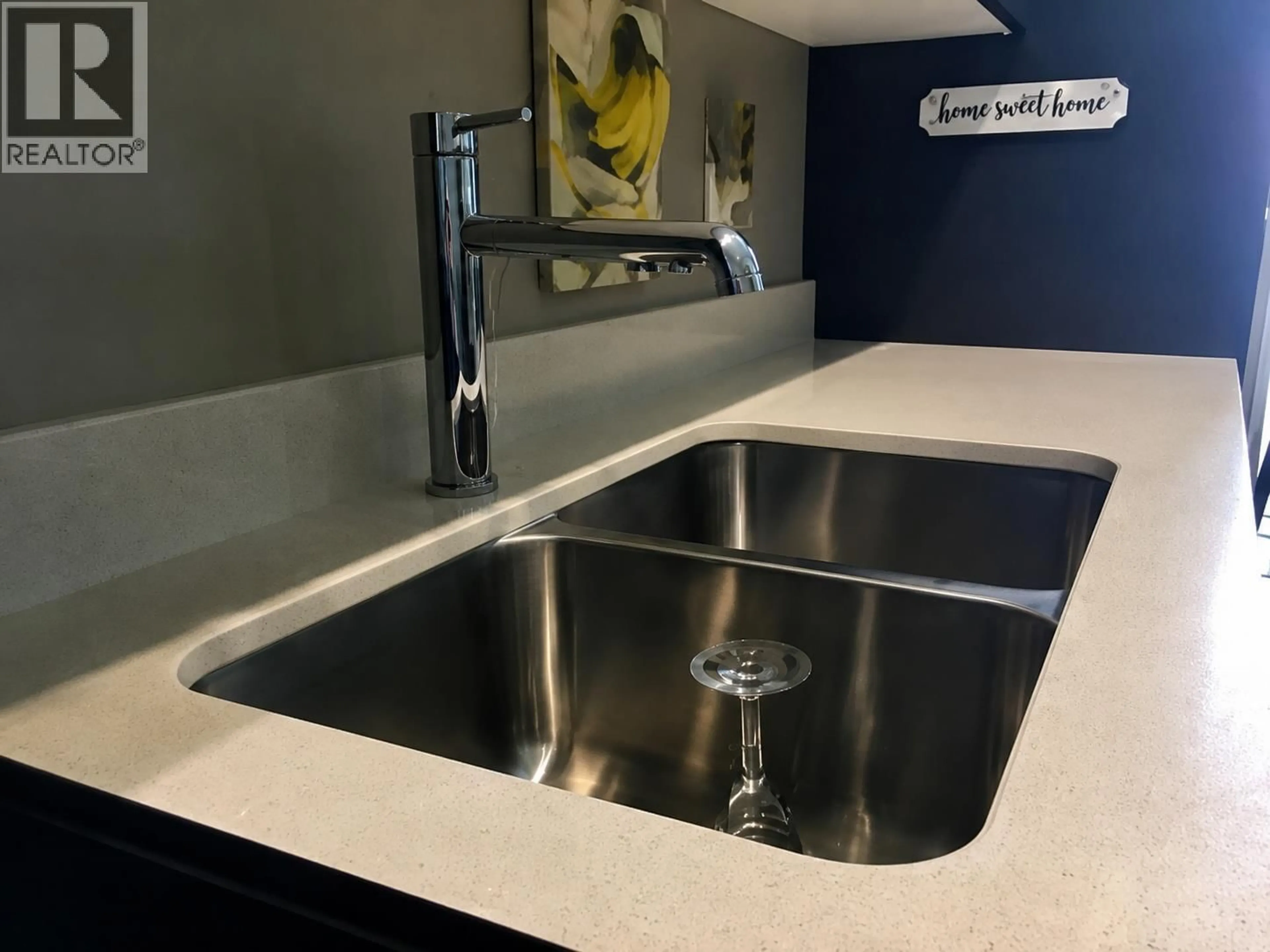 Contemporary kitchen, unknown for 435 - 925 LEON AVENUE, Kelowna British Columbia V1Y0E5
