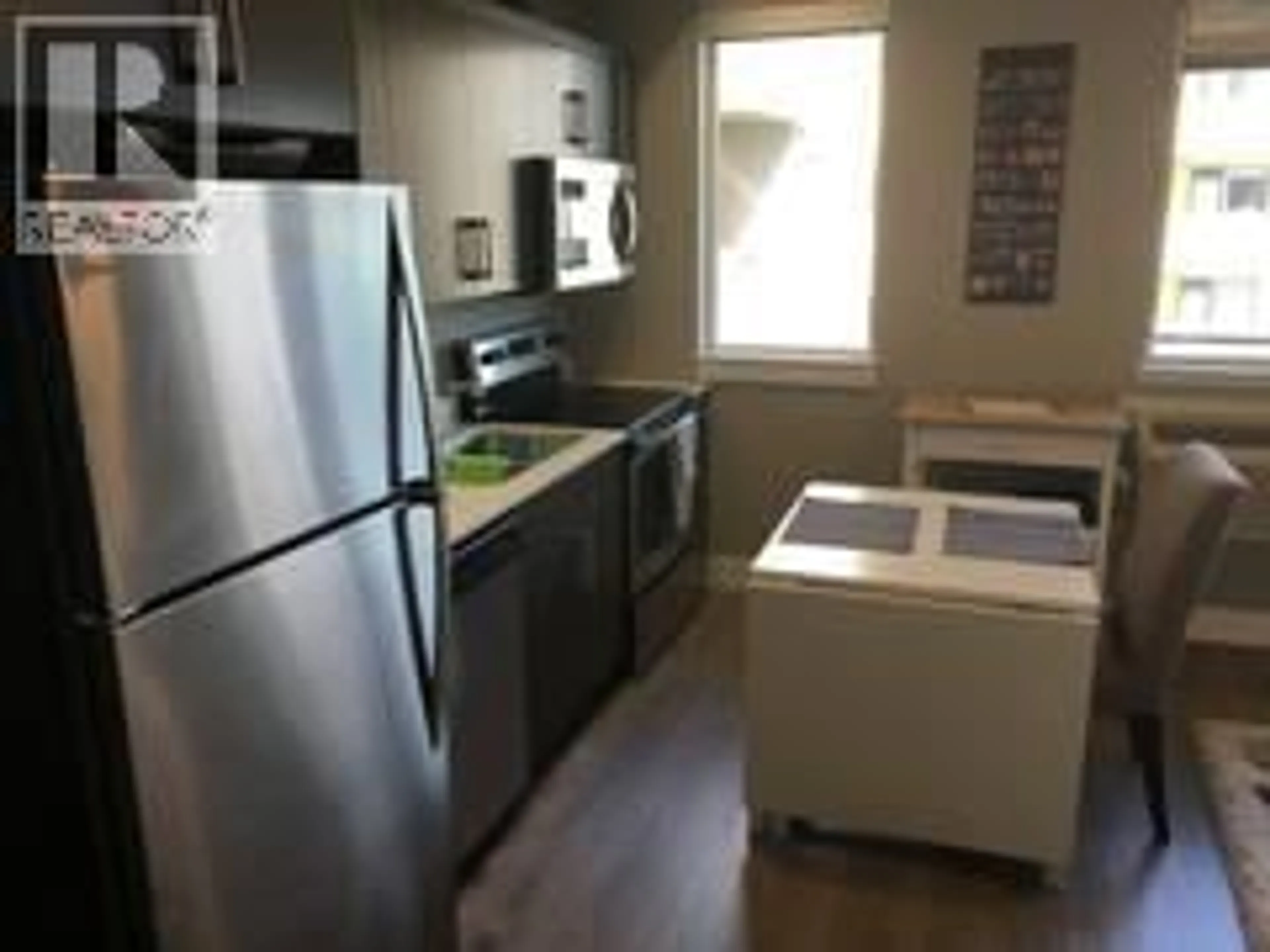 Unknown for 435 - 925 LEON AVENUE, Kelowna British Columbia V1Y0E5