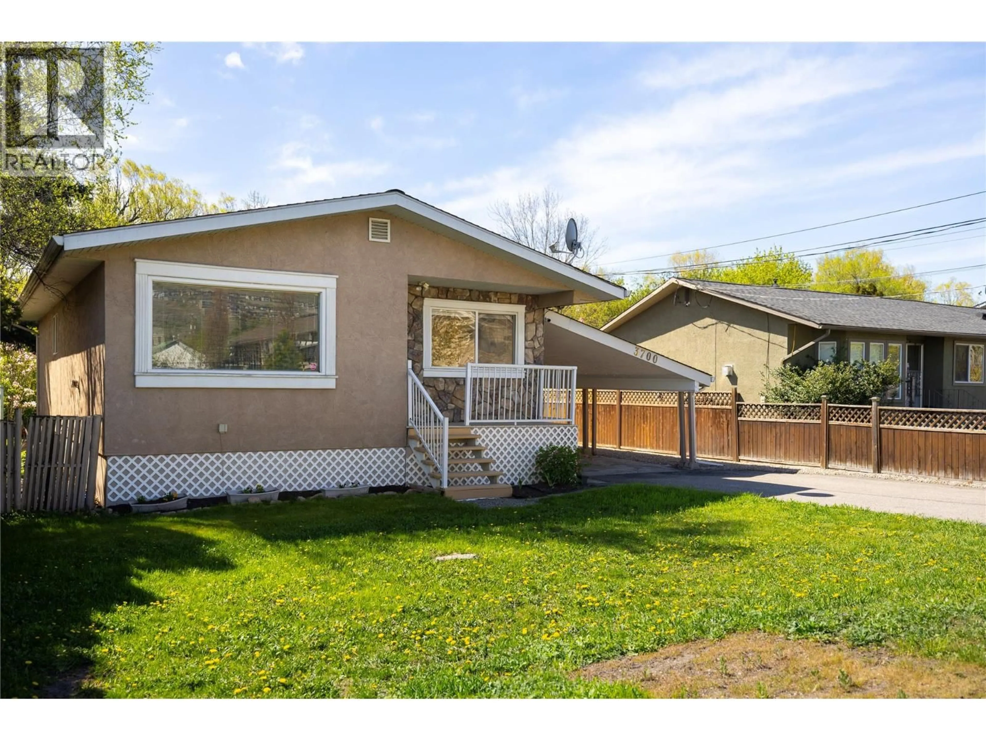 Home with vinyl exterior material, street for 3700 24 AVENUE, Vernon British Columbia V1T1L9