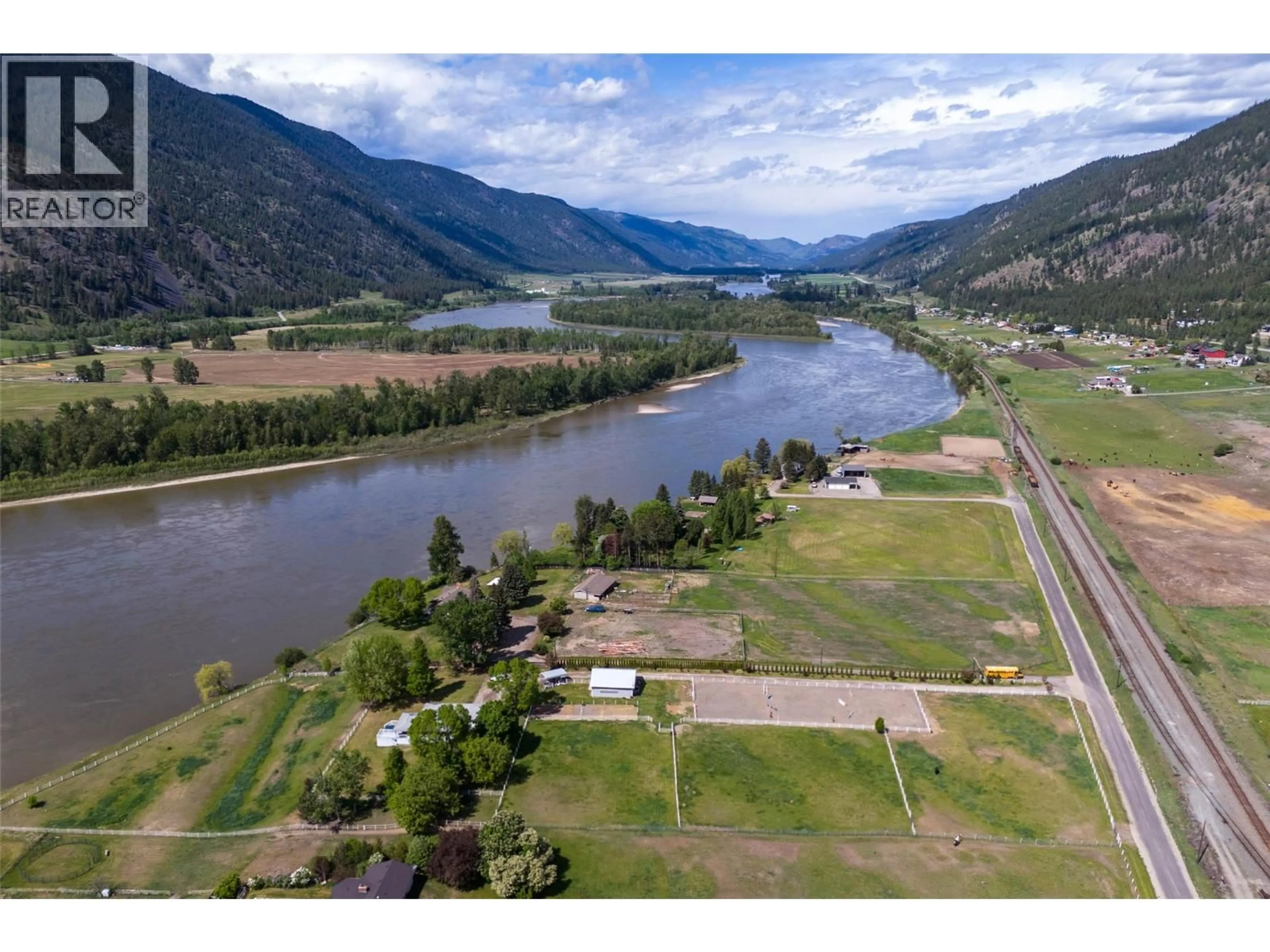 A pic from outside/outdoor area/front of a property/back of a property/a pic from drone, water/lake/river/ocean view for 8717 VETERAN ROAD, Kamloops British Columbia V0E1Z2