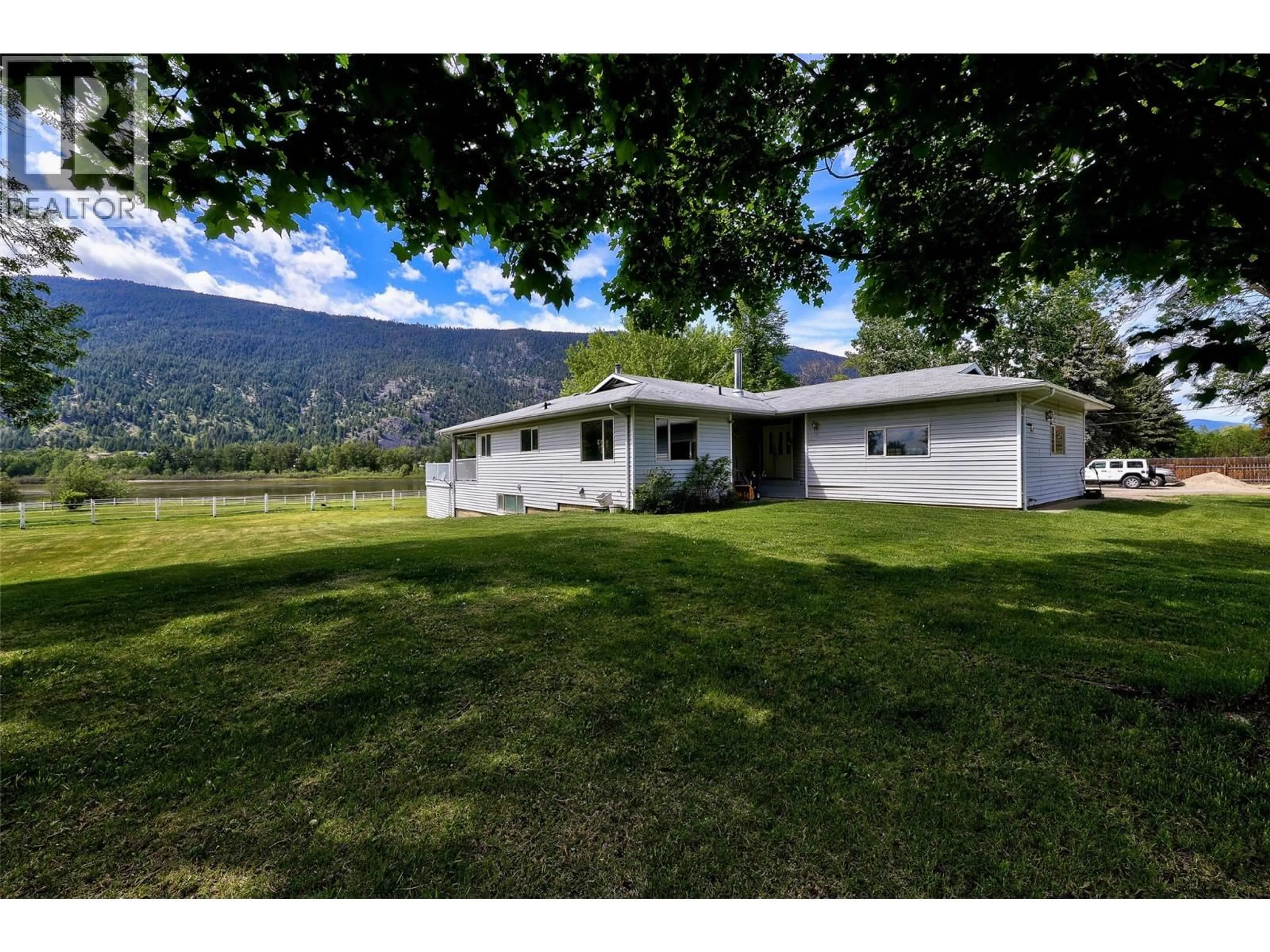 A pic from outside/outdoor area/front of a property/back of a property/a pic from drone, mountain view for 8717 VETERAN ROAD, Kamloops British Columbia V0E1Z2