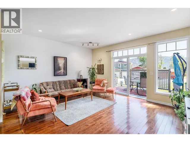120 DEER STREET, Vernon 3