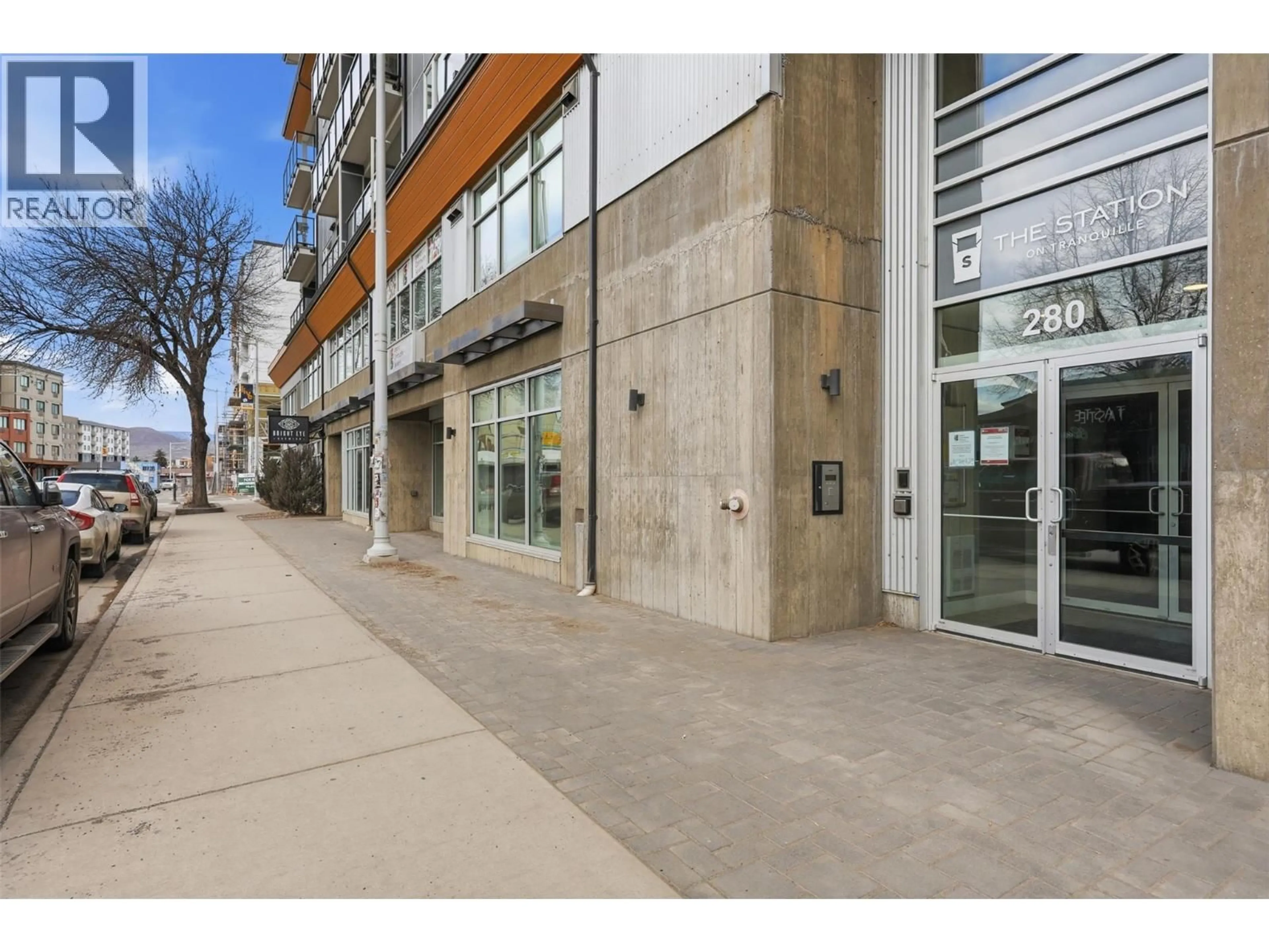 Indoor foyer for 405 - 280 TRANQUILLE ROAD, Kamloops British Columbia V2B0J1