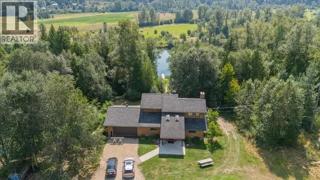 6172 SLOCAN RIVER ROAD, Winlaw 2