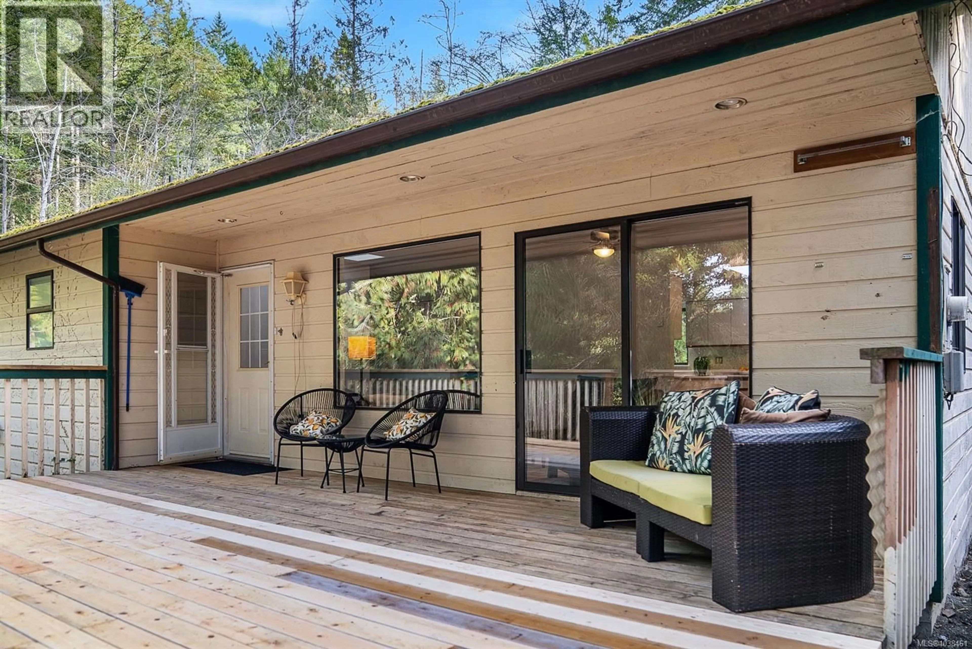 Patio, unknown for 37150 SCHOONER WAY, Pender Island British Columbia V0N2M2