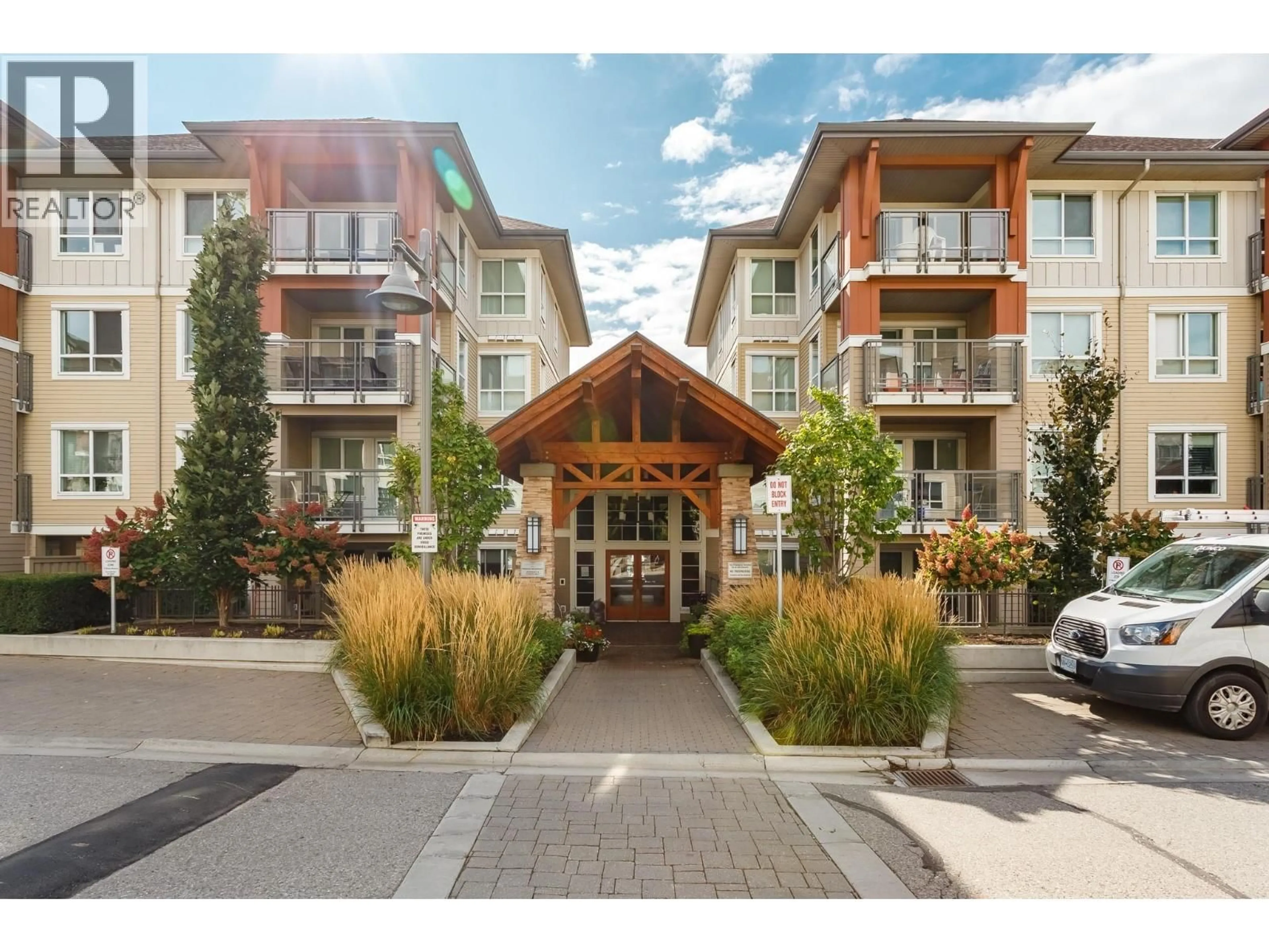 Unknown for 432 - 1099 SUNSET DRIVE, Kelowna British Columbia V1Y9Z2