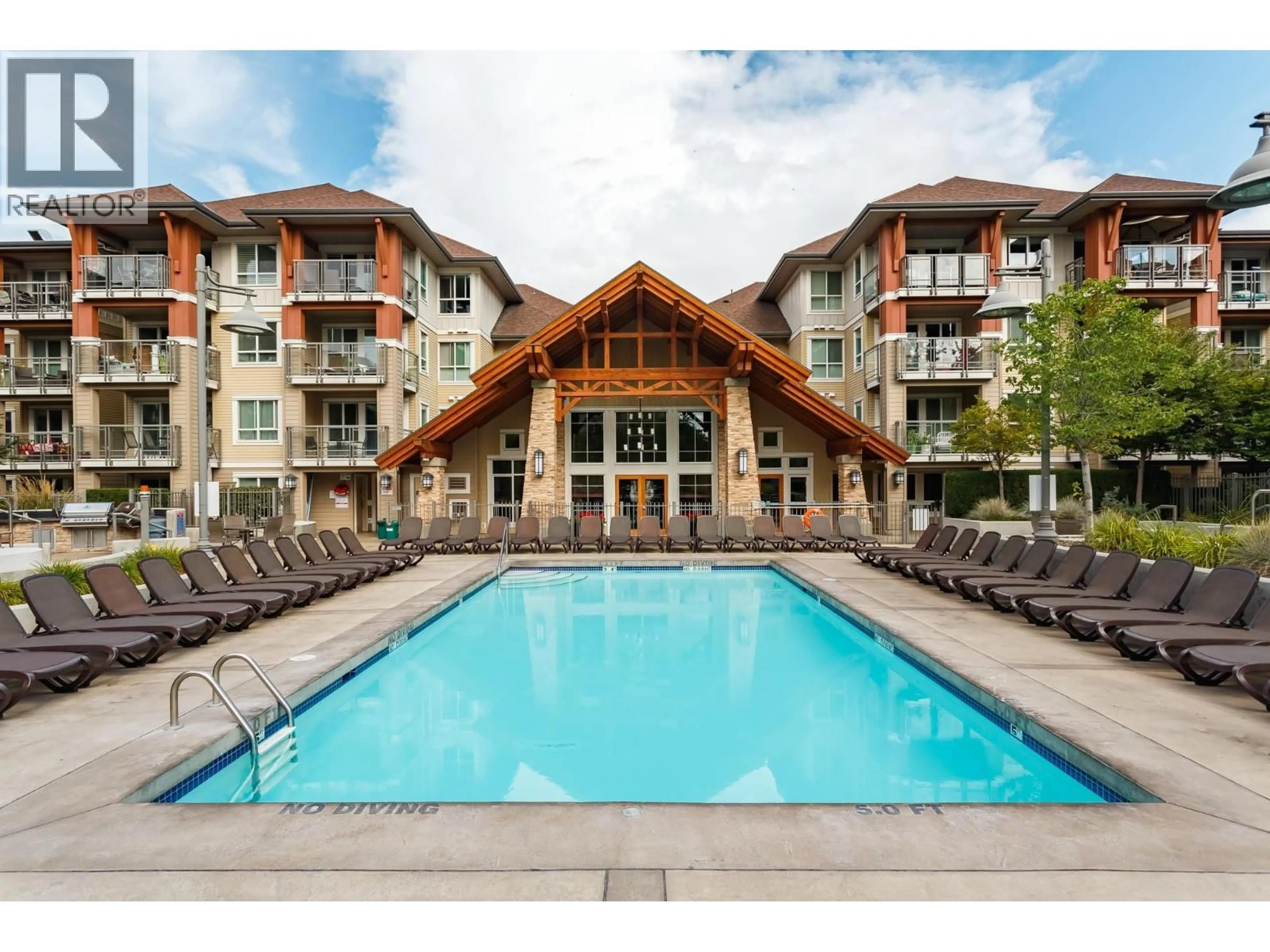 Pool for 432 - 1099 SUNSET DRIVE, Kelowna British Columbia V1Y9Z2