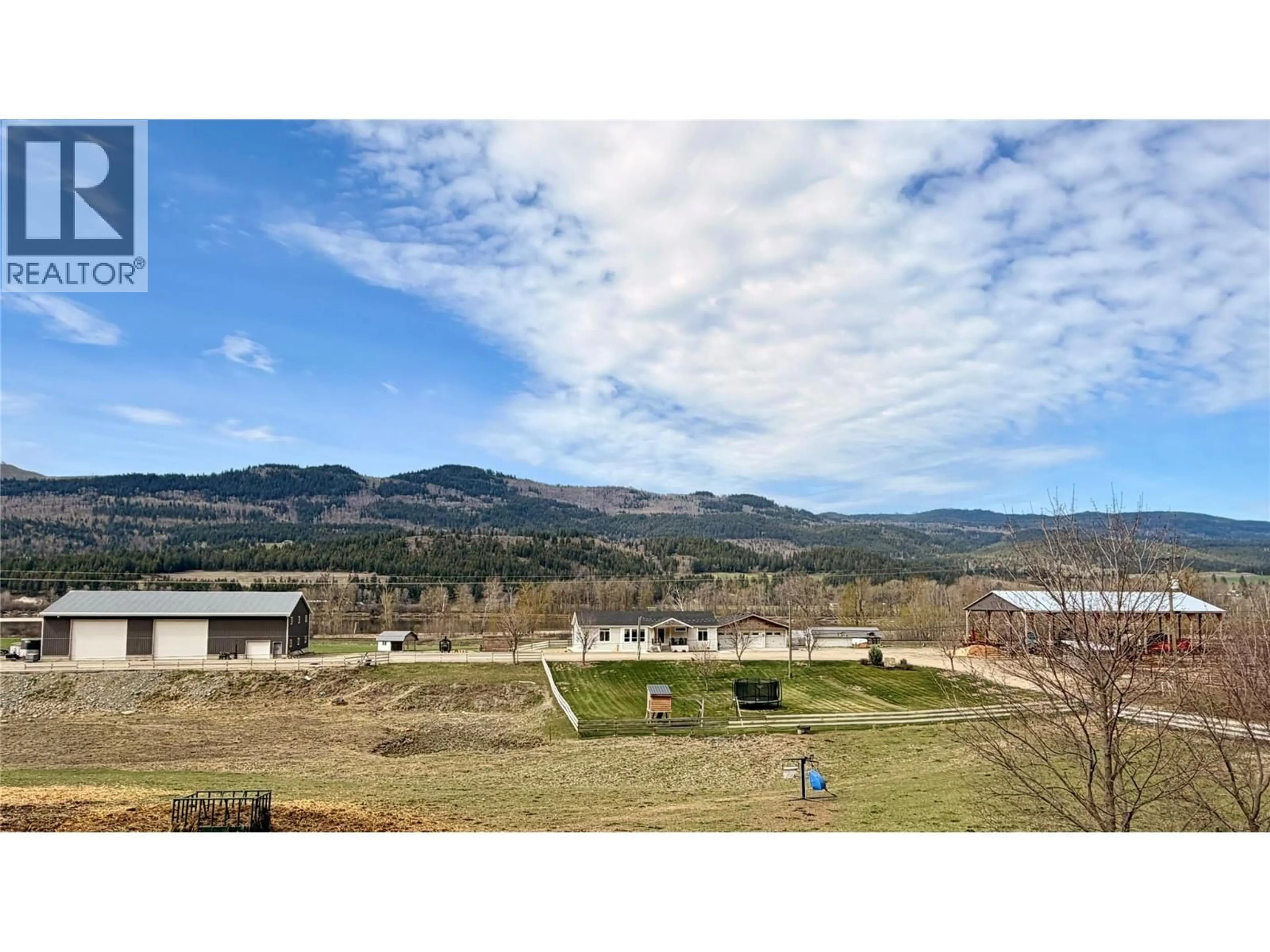 A pic from outside/outdoor area/front of a property/back of a property/a pic from drone, mountain view for 5111 DUNN LAKE ROAD, Barriere British Columbia V0E1E0